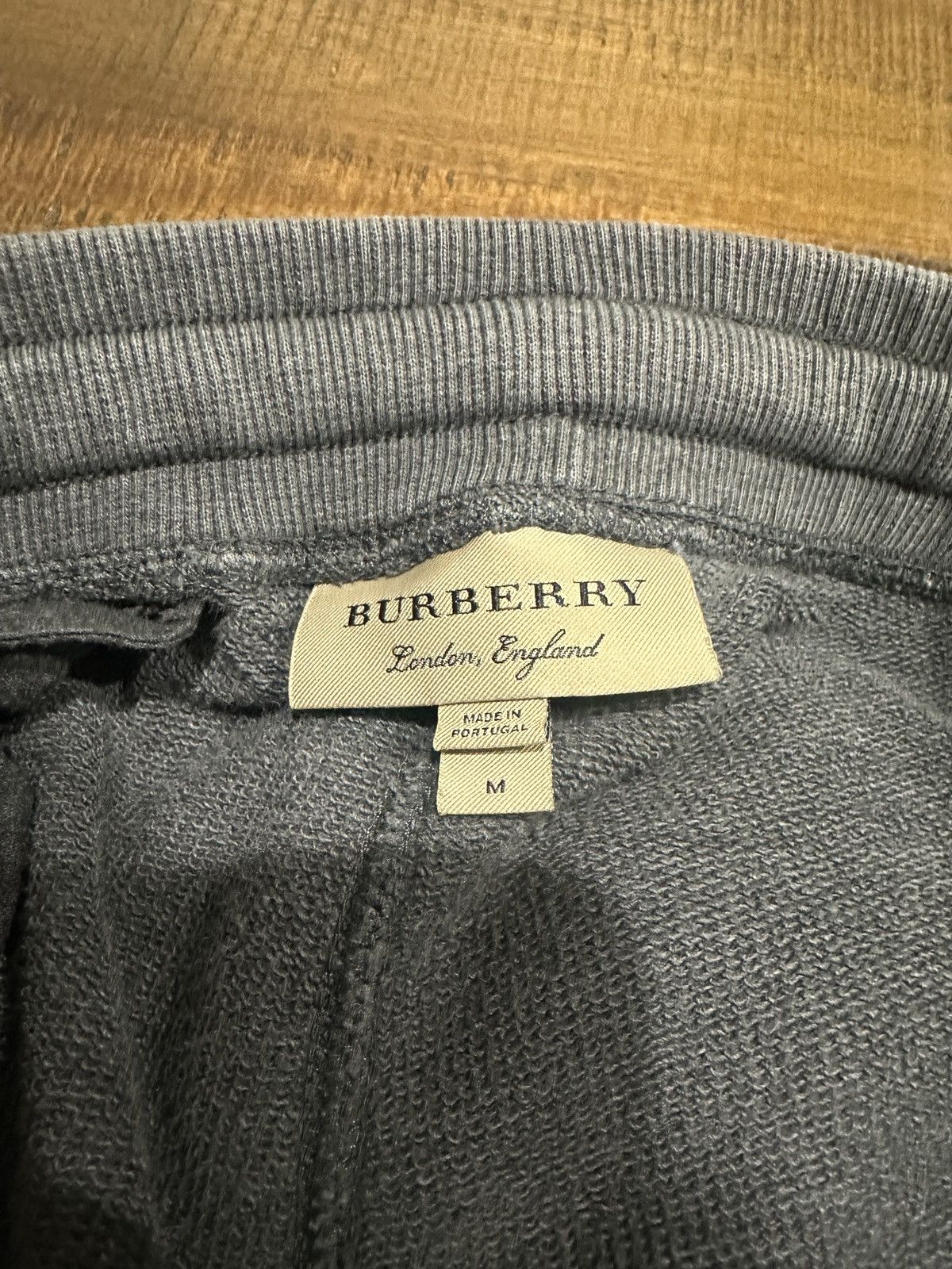 Burberry Burberry London England Crest Patch Cargo Sweatpants - Gray Size US 32 / EU 48 - 4 Thumbnail