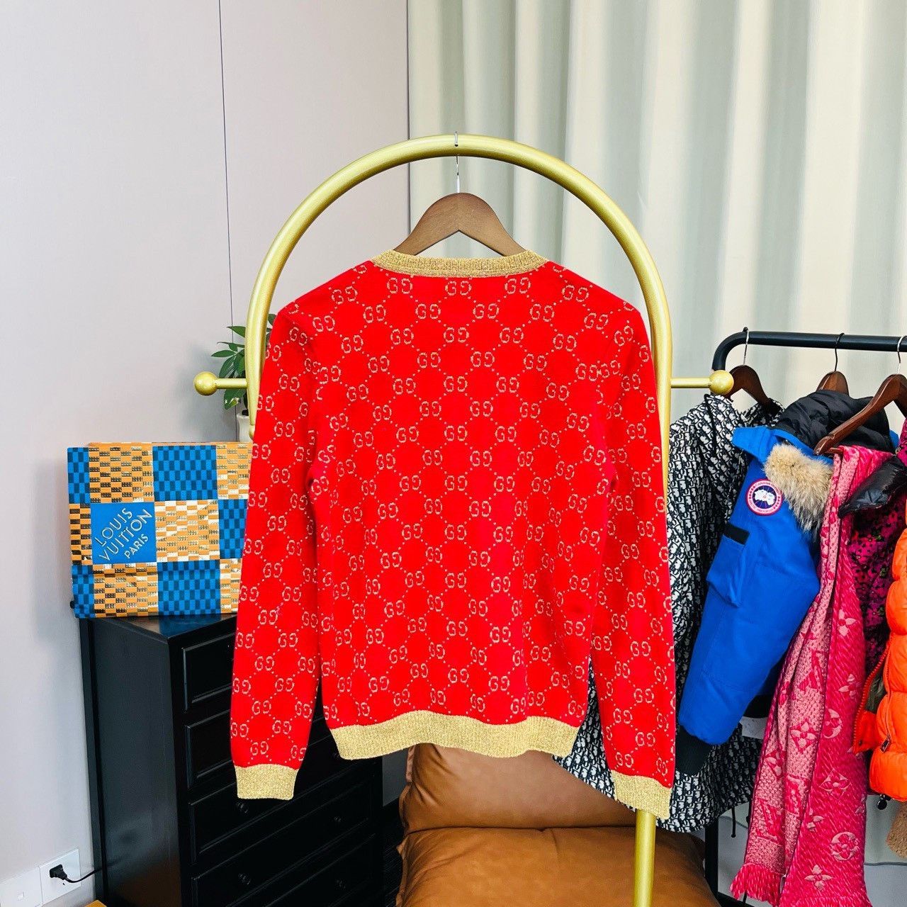 Gucci Gucci Red gold silk full-printed cardigan sweater 2501-Next Size US M / EU 48-50 / 2 - 2 Thumbnail