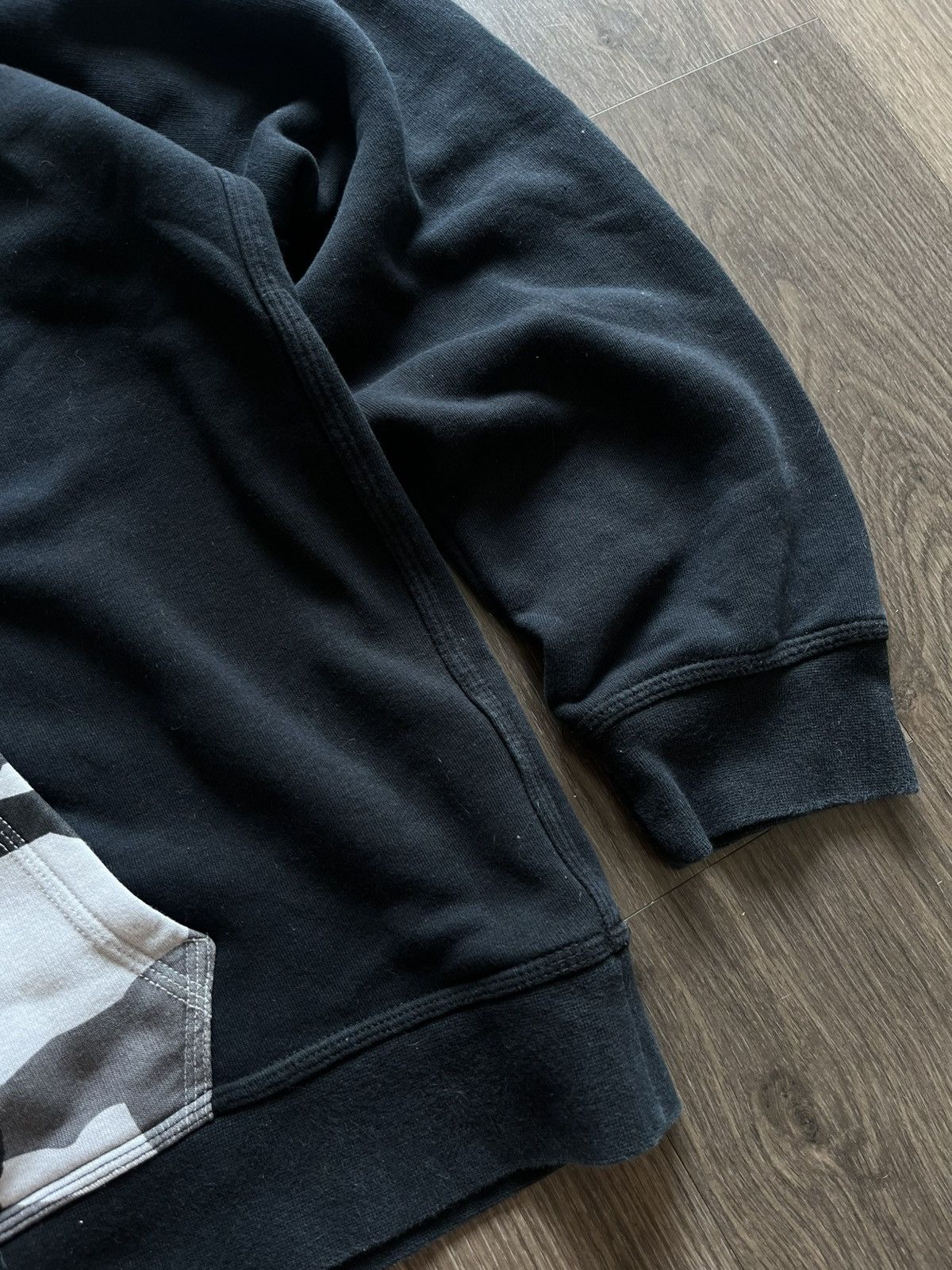 Nike Nike Sz XXL 2013 Camo Grey Black Hoodie Rare Spell Out Size US XXL / EU 58 / 5 - 5 Thumbnail