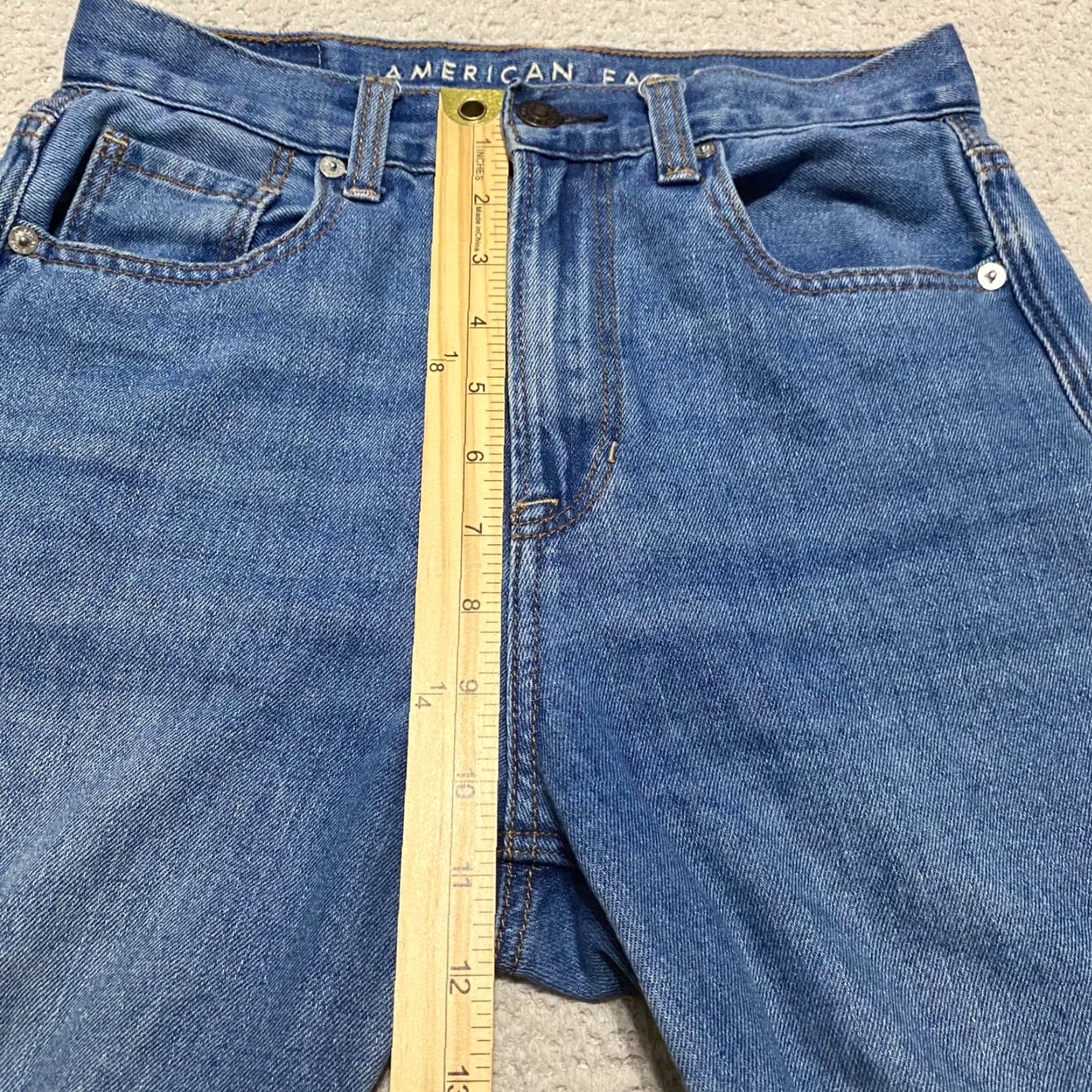 American Eagle Outfitters VINTAGE American Eagle Outfitters Mom Jeans Womens 00 Blue Denim Medium Wash Distressed Raw Hem 5-Pocket Design Womens Jeans Size 24" / US 00 / IT 34 - 7 Thumbnail
