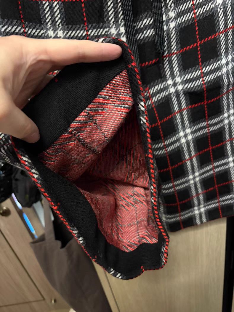 Burberry Burberry Shorts。 Q6 Size US 36 / EU 52 - 4 Thumbnail