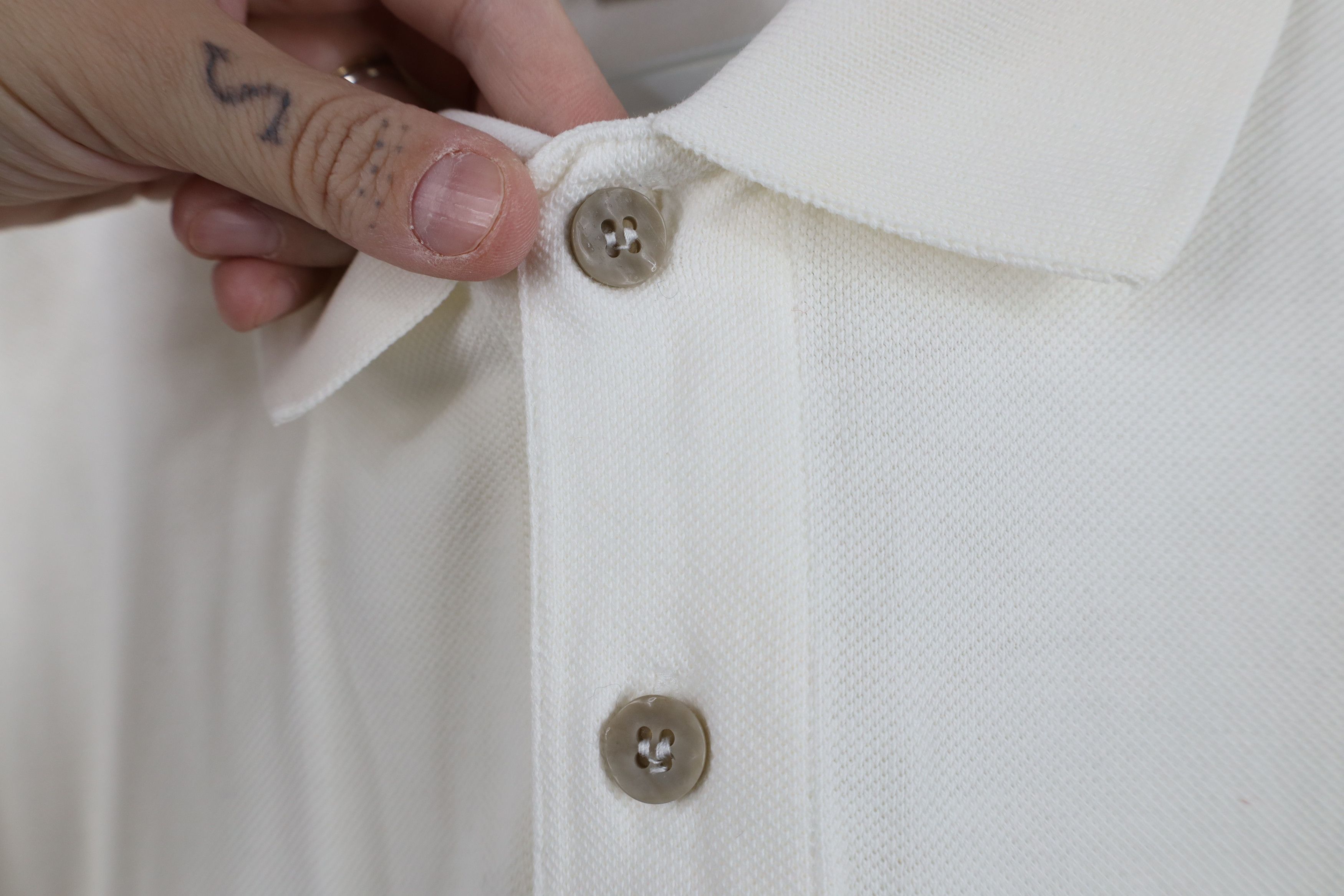 Vintage Vintage 90s Streetwear Cotton Knit Golf Polo Shirt White Size US M / EU 48-50 / 2 - 4 Thumbnail