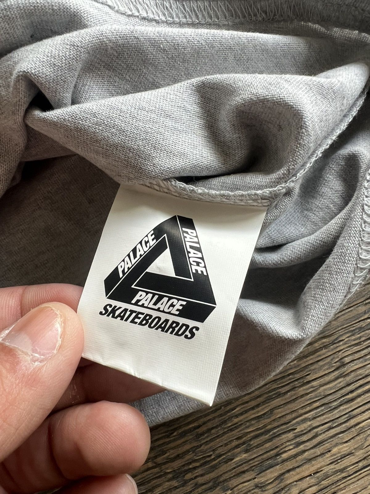 Palace Palace P3- Team shirt Size US L / EU 52-54 / 3 - 5 Thumbnail