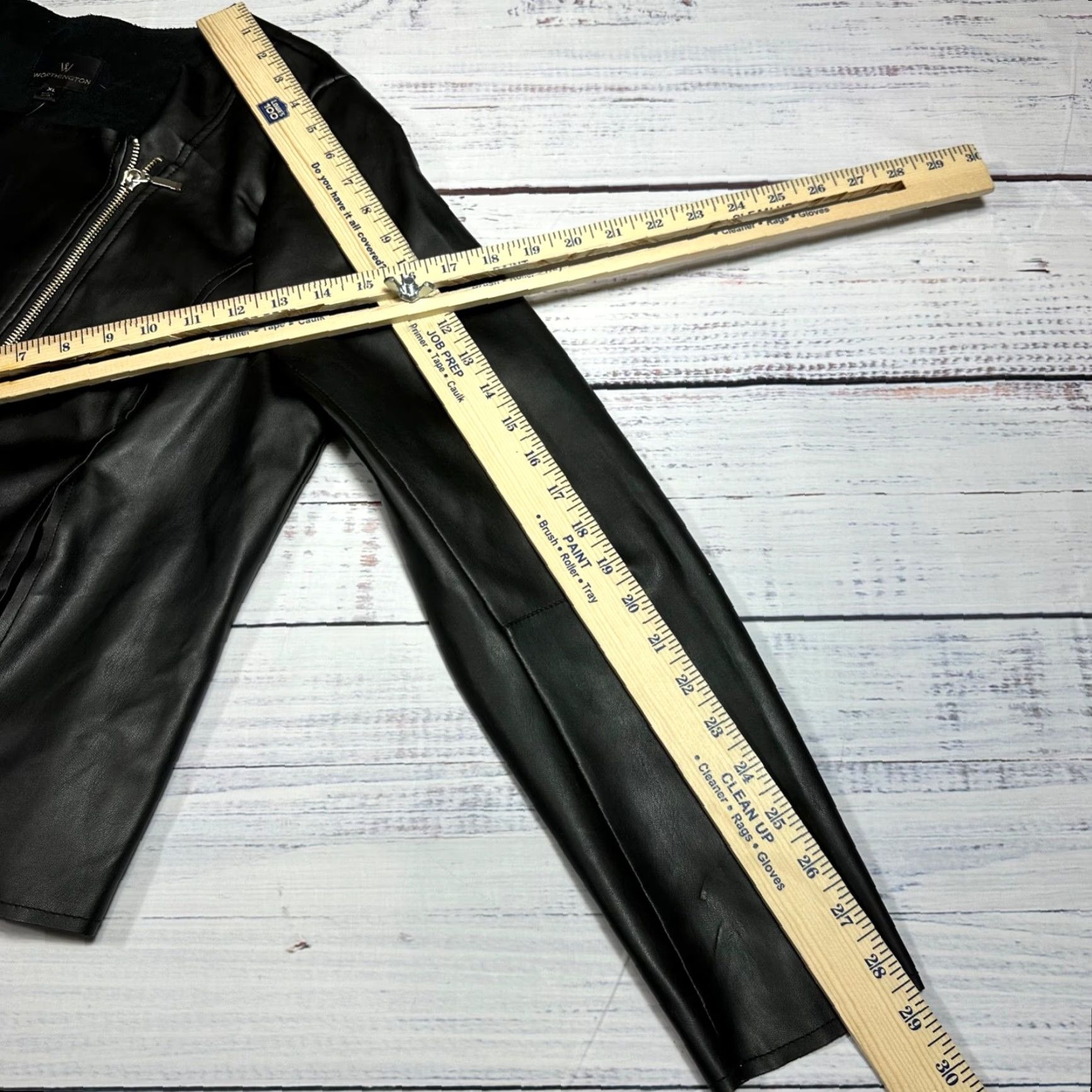 Worthington Worthington Womens Cropped Faux Leather Jacket XL Black Asymmetrical Zip Pockets Size XL / US 12-14 / IT 48-50 - 3 Thumbnail