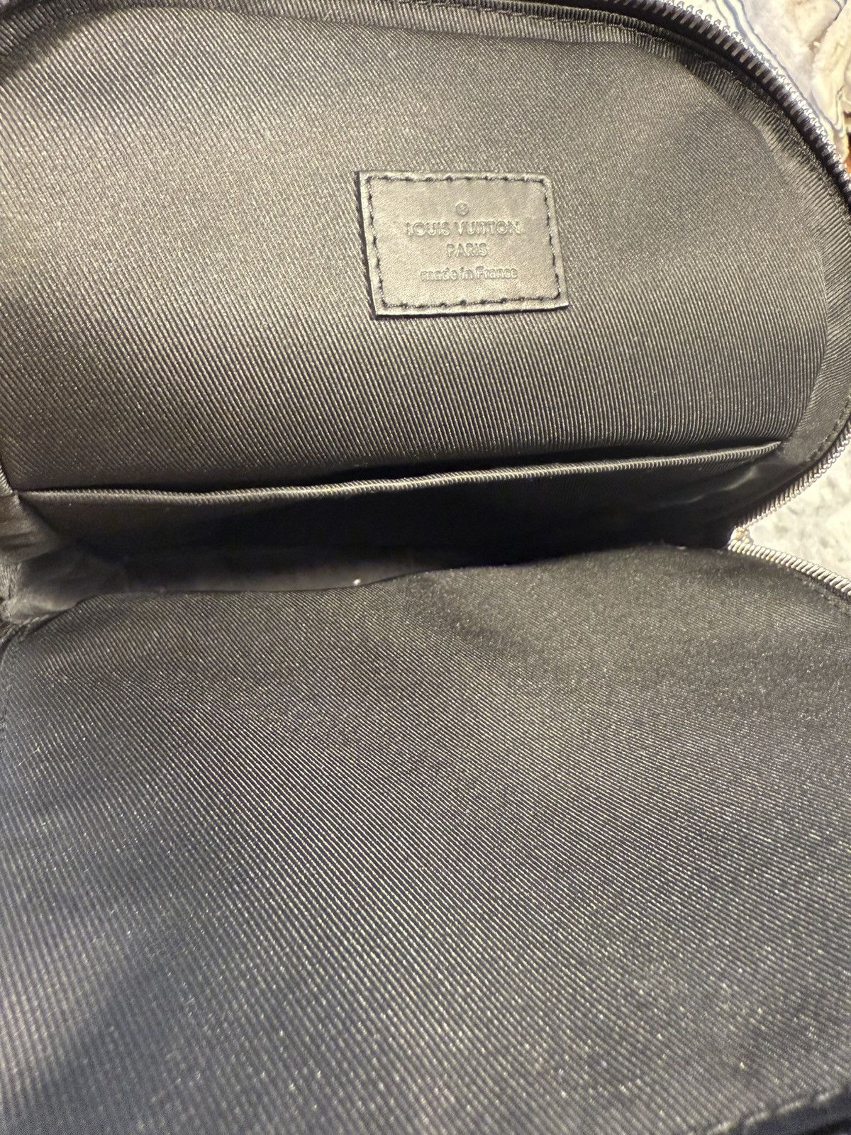 Louis Vuitton Louis Vuitton Avenue Slingbag Size ONE SIZE - 8 Thumbnail