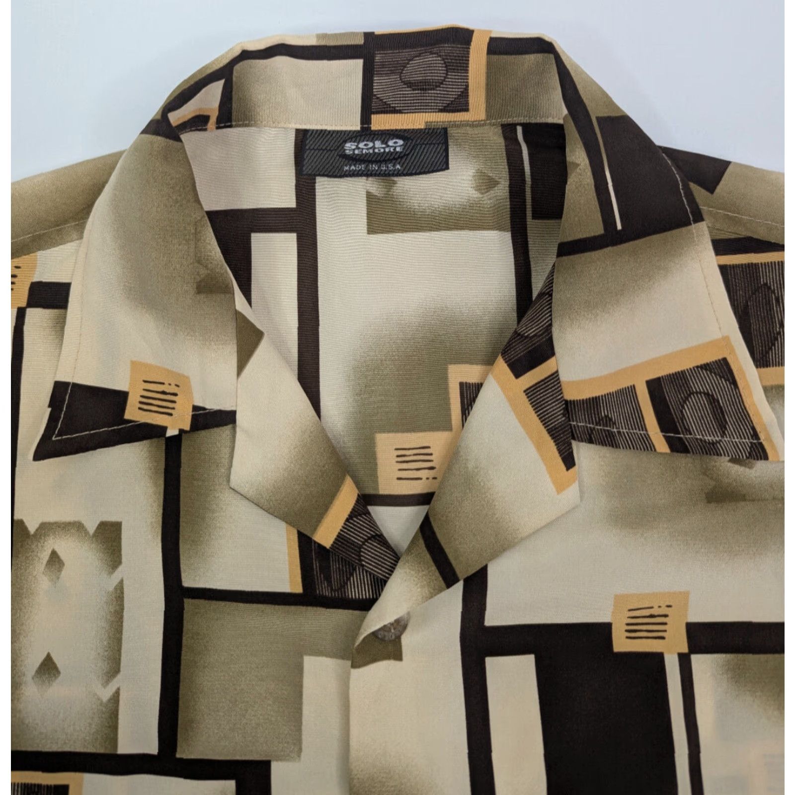 Vintage VINTAGE Solo Shirt Mens M Geometric Short Sleeve Button-Up USA Abstract Size US M / EU 48-50 / 2 - 6 Thumbnail