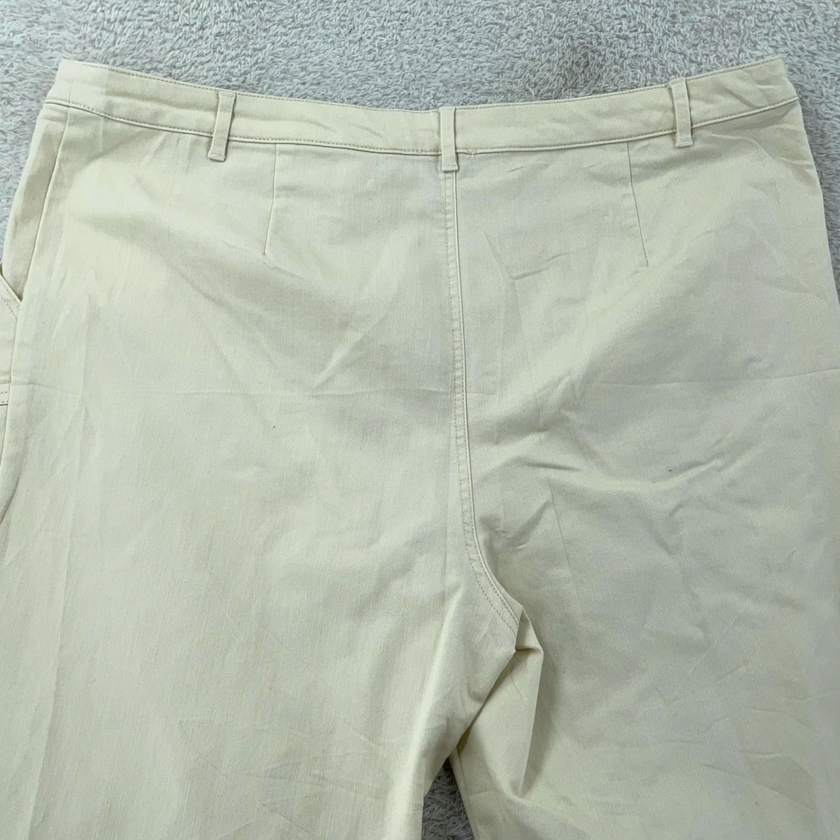 Vintage AnyBody Pants Womens 24W Ivory Capri Cropped Front Pockets Side Slits 46x24 Size 42" / US 20 - 4 Thumbnail