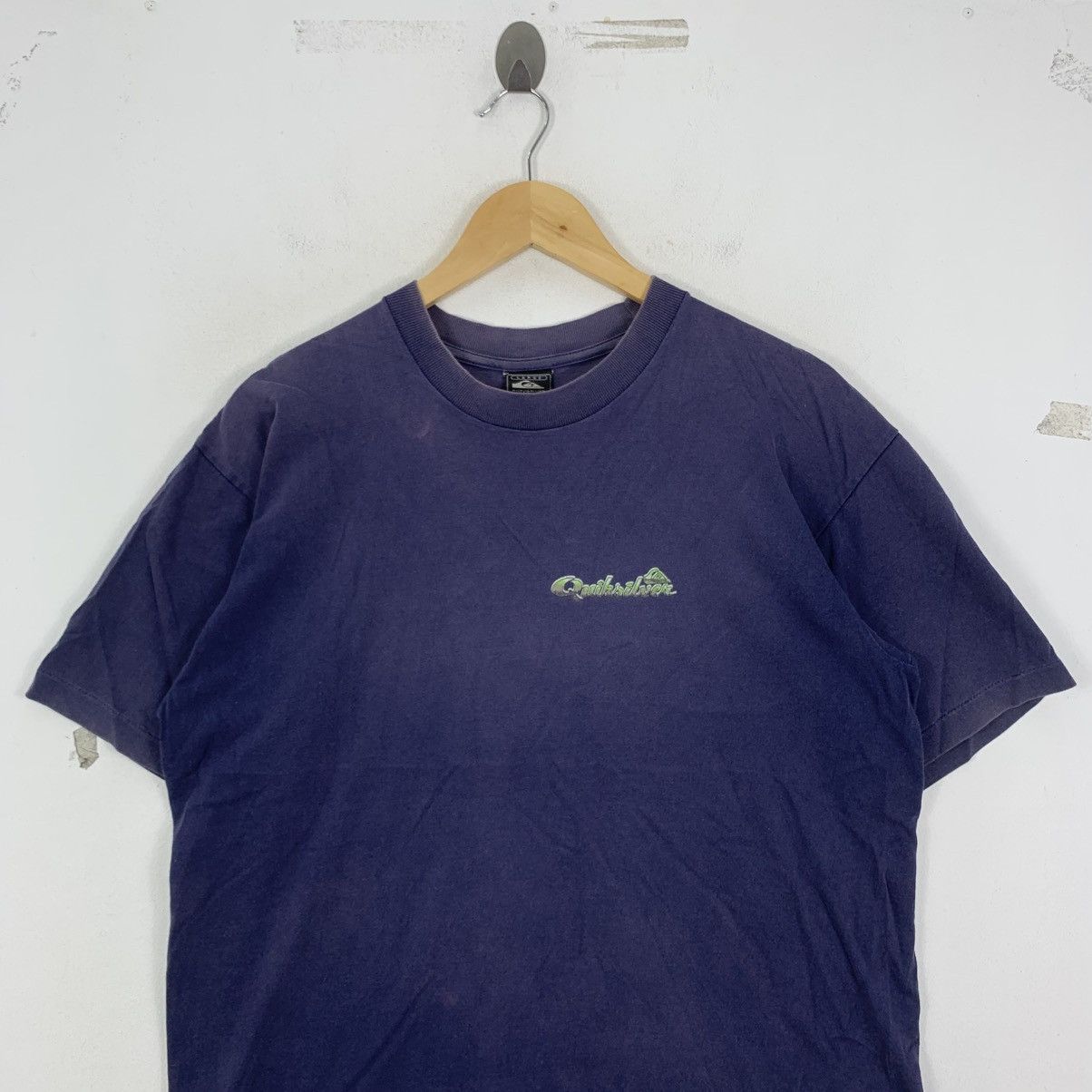 Quiksilver Vintage 90s QUIKSILVER USA Surfing Tshirt Distressed Size US L / EU 52-54 / 3 - 3 Thumbnail