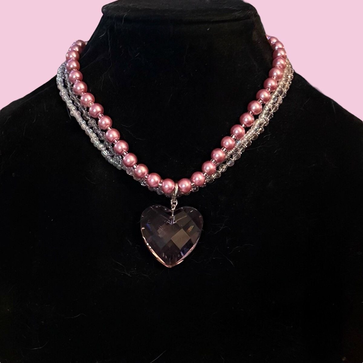 Other Multi strand pink glass bead heart pendant necklace Size ONE SIZE - 1 Thumbnail