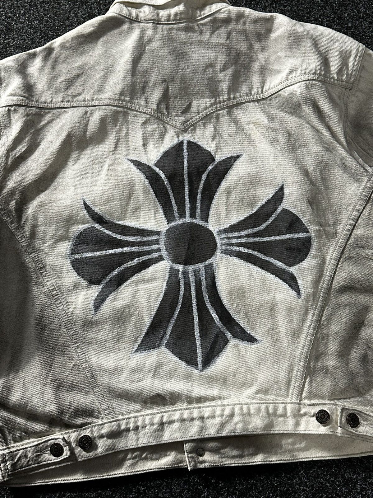 Levi's 🚨1/1 GRAIL LOGO LEVI’S DENIM CUSTOM JACKET Size US XL / EU 56 / 4 - 5 Thumbnail