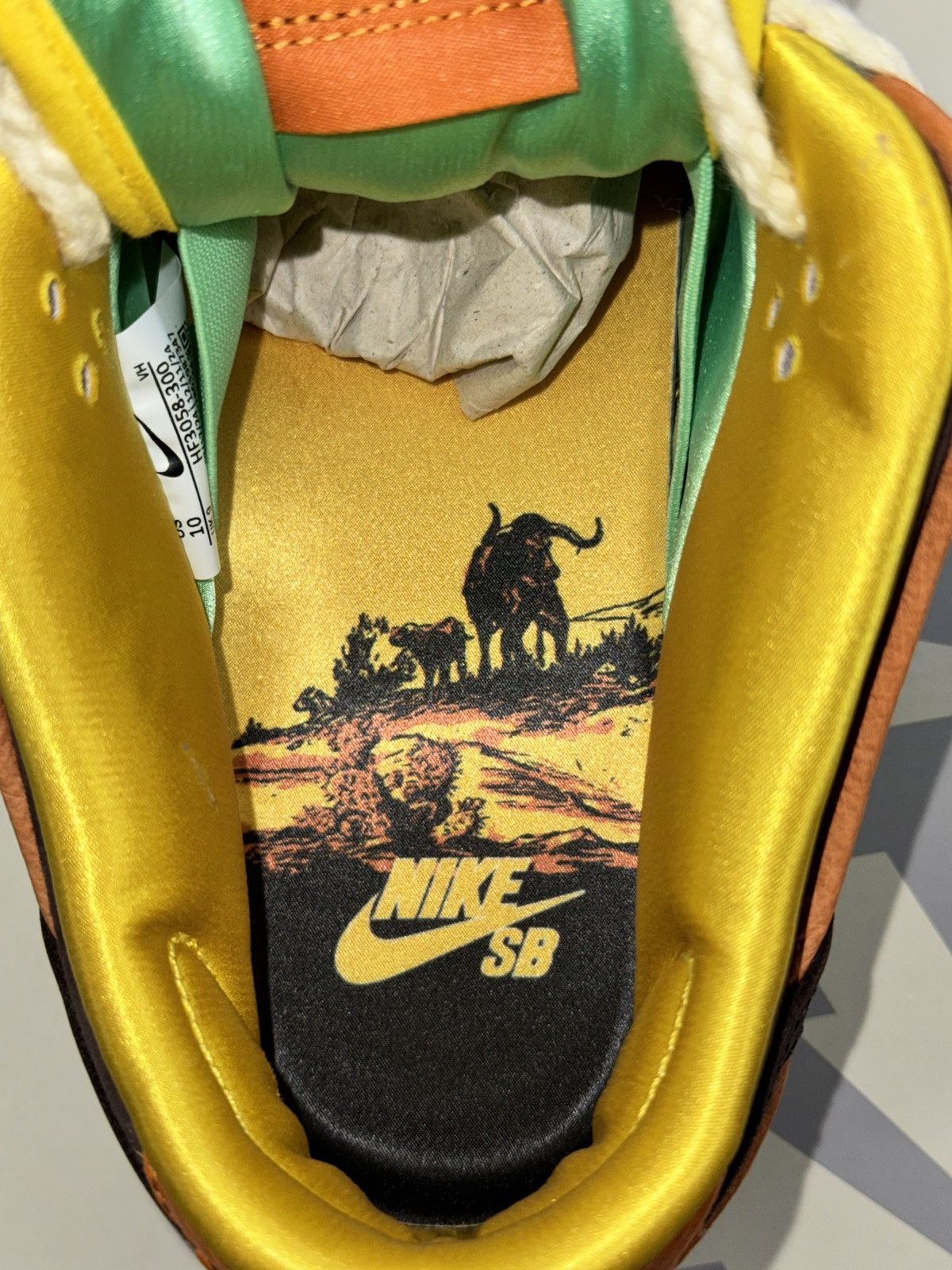 Nike NIKE SB DUNK LOW RODEO TOURNALINE SNEAKERS Size US 10 / EU 43 - 9 Thumbnail