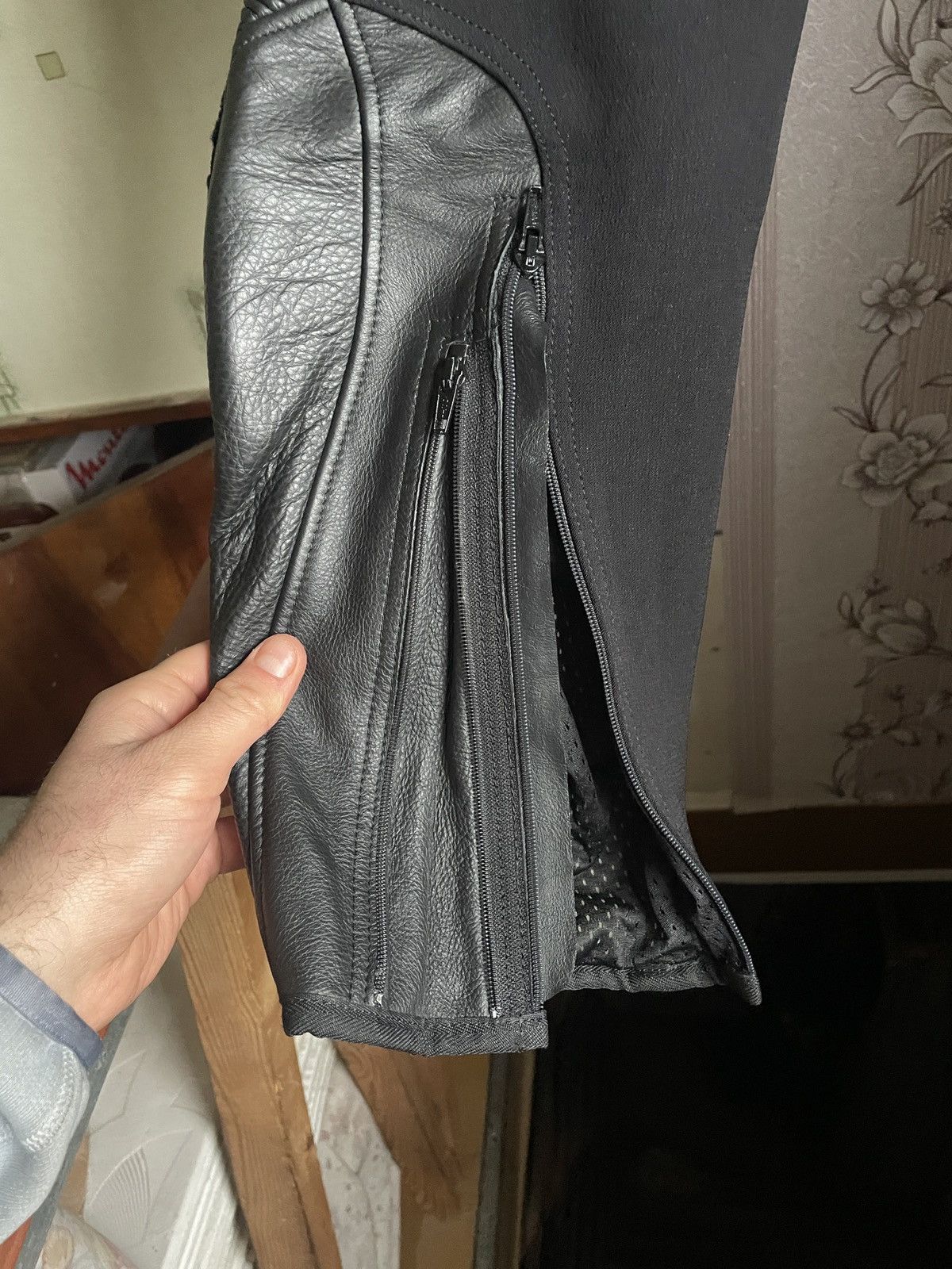 Dainese Dainese SF Pelle Black Leather Perf Motorcycle Armored Pants Size US 30 / EU 46 - 14 Thumbnail