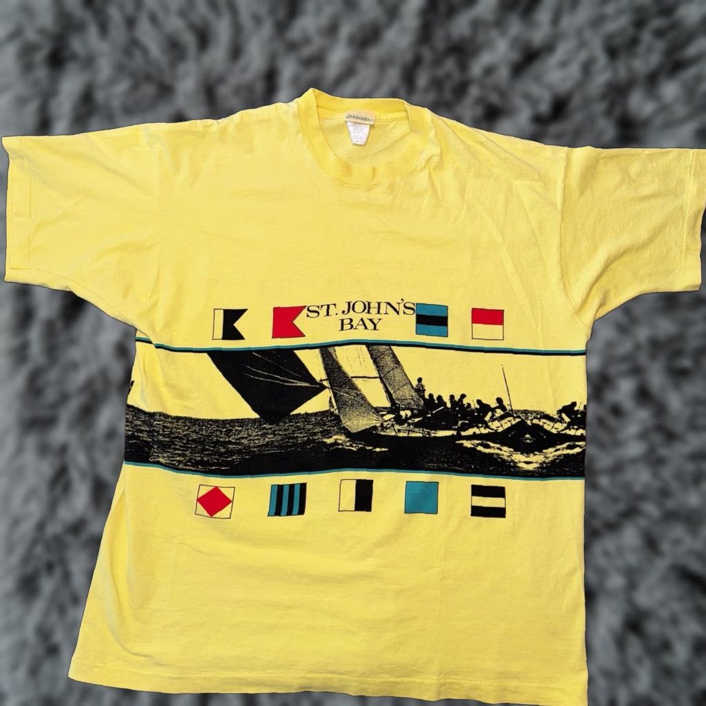 Vintage VINTAGE St. Johns Bay T-Shirt Sailing XL Yellow Graphic 90s USA Men Size US XL / EU 56 / 4 - 1 Thumbnail