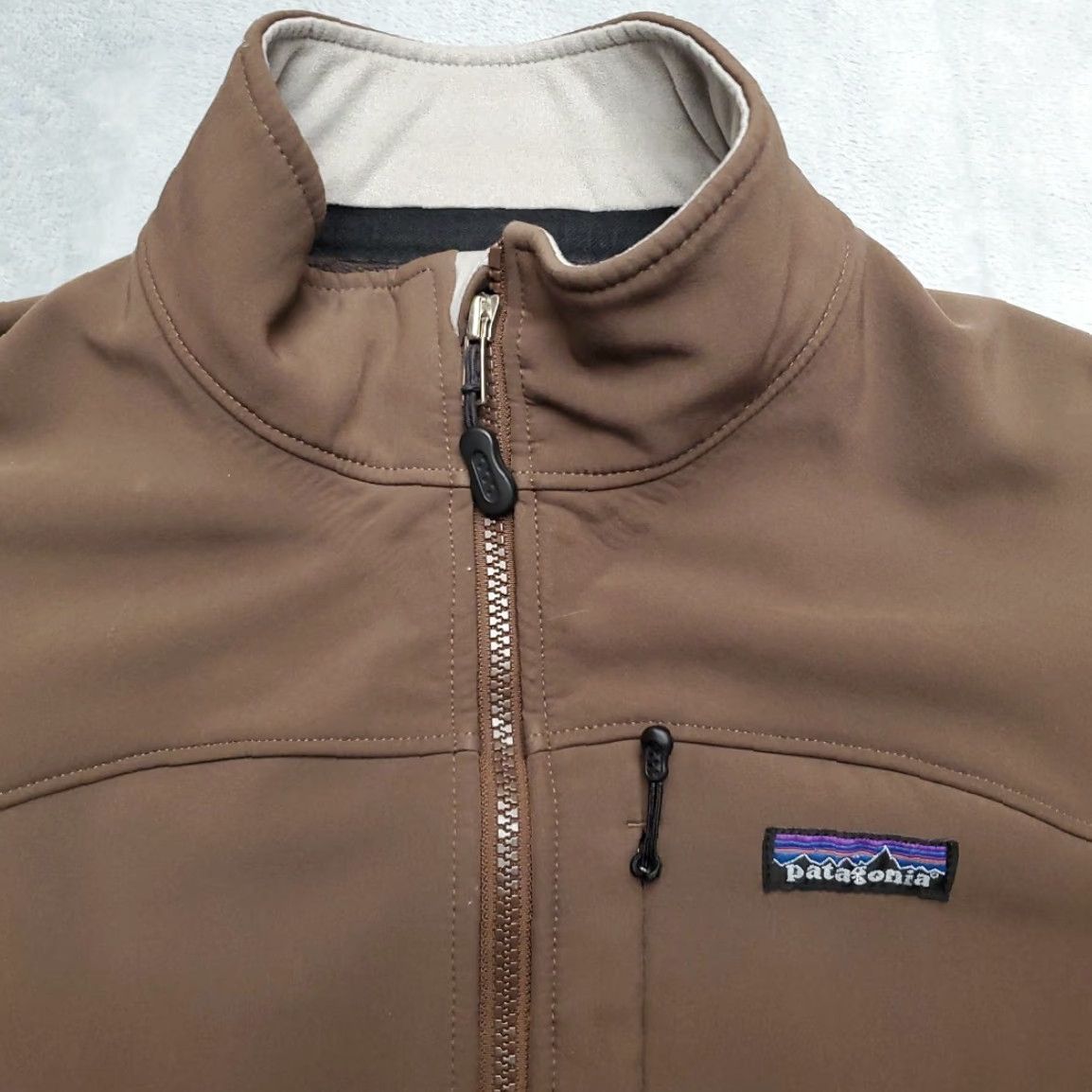 Patagonia Patagonia Jacket Womens M Brown Windstopper Softshell Outdoors 85145 Pockets Zip Logo Solid Womens Size M / US 6-8 / IT 42-44 - 3 Thumbnail