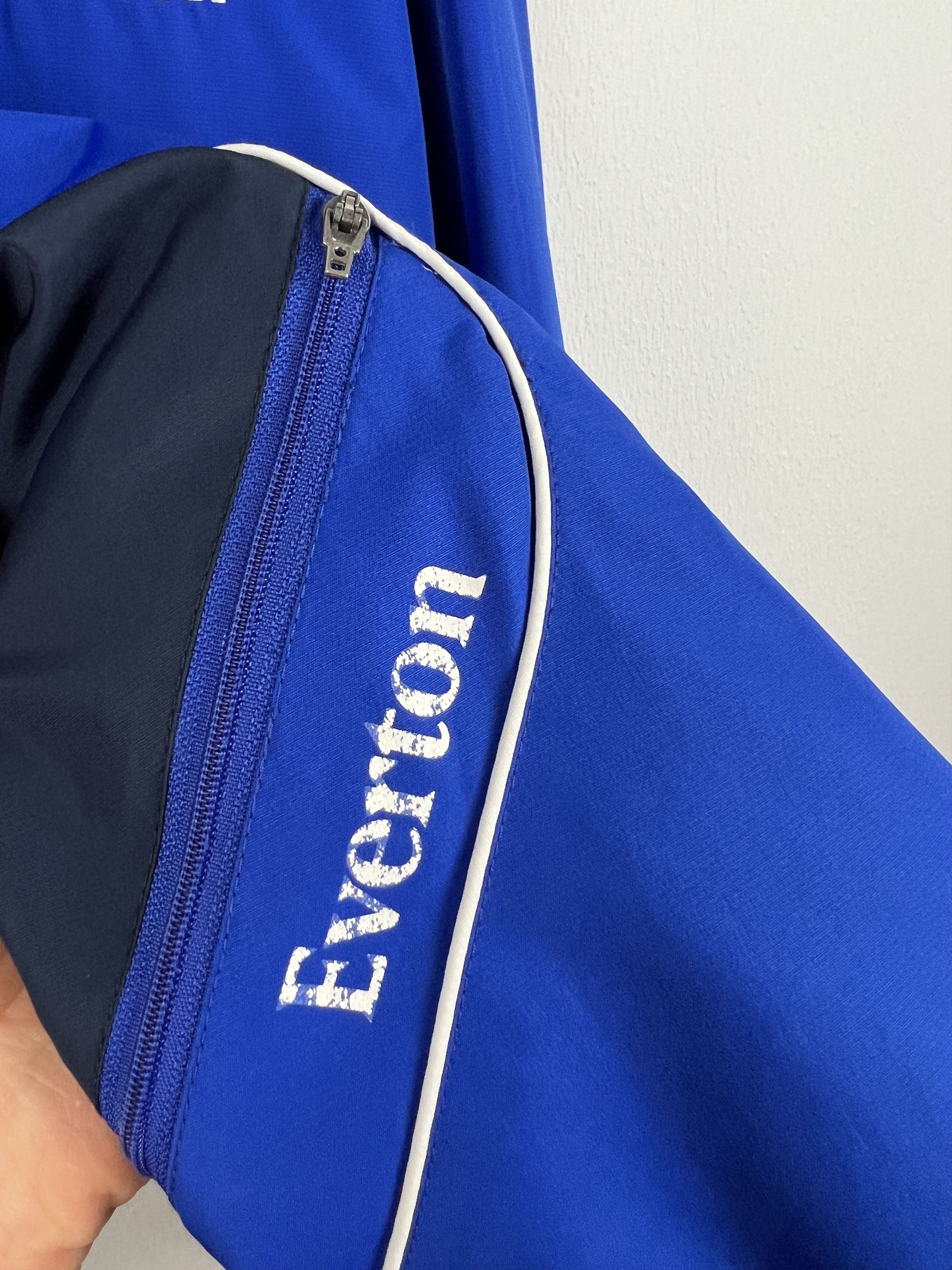 Umbro Vintage Umbro Everton Football Hooded Rain Jacket Track Top Size US XXL / EU 58 / 5 - 5 Thumbnail