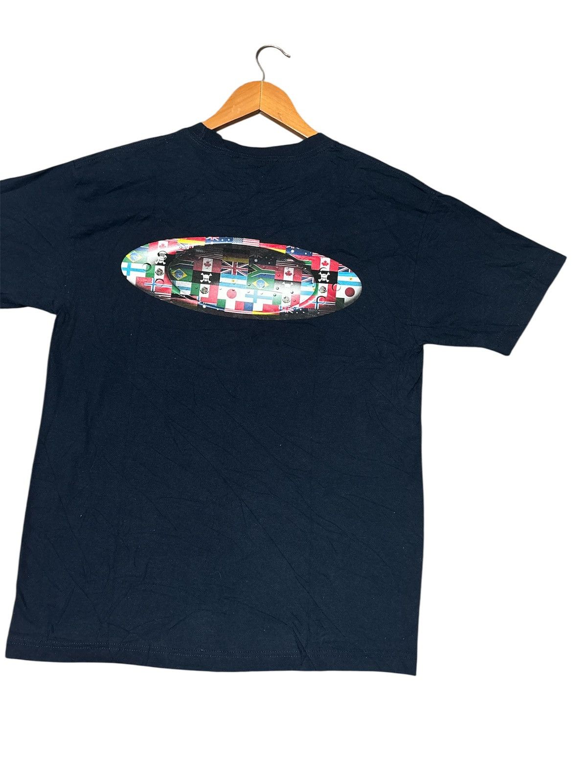 Oakley 💥RARE💥OAKLEY WORLD WIDE FLAG TSHIRT TEE🔥 Size US M / EU 48-50 / 2 - 2 Thumbnail