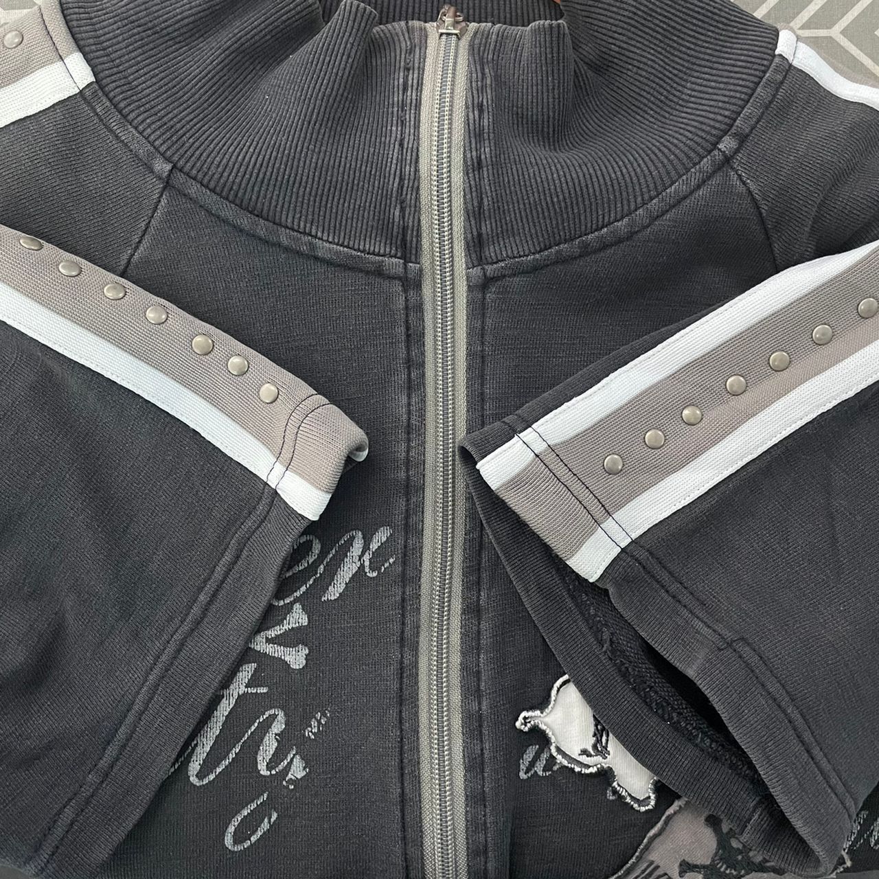 In The Attic Vintage In The Attic Gothic Skull Fullzipper Sweatshirt Size US L / EU 52-54 / 3 - 8 Thumbnail