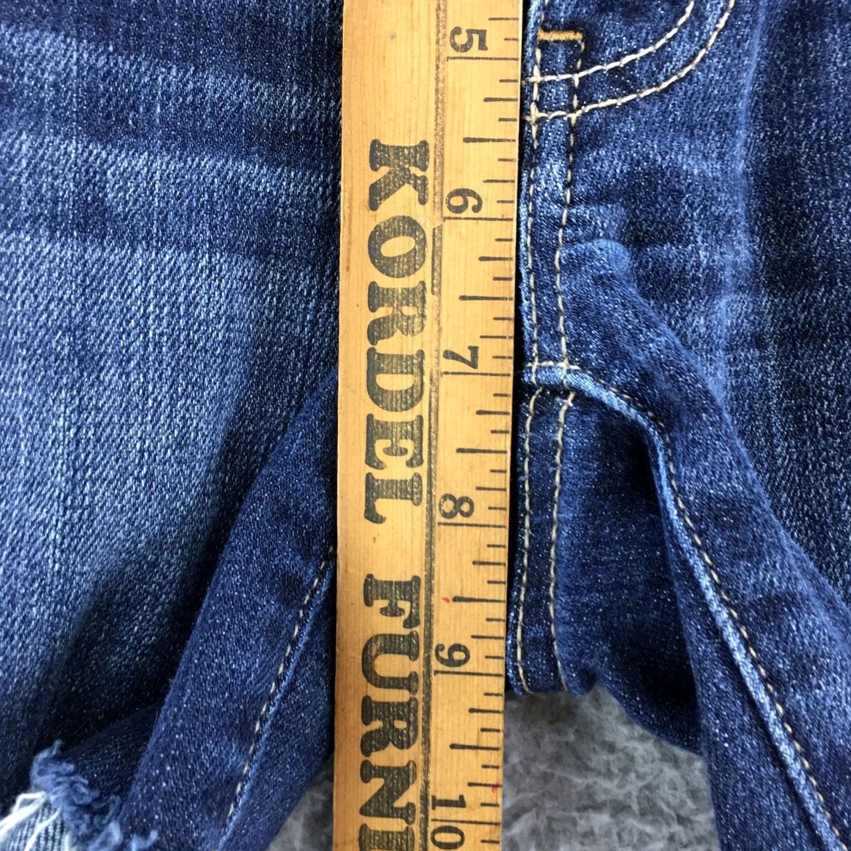 American Eagle Outfitters American Eagle Outfitters Cut Off Shorts Womens 2 Blue Denim Low Rise Zip Fly Size 30" / US 8 / IT 44 - 6 Thumbnail