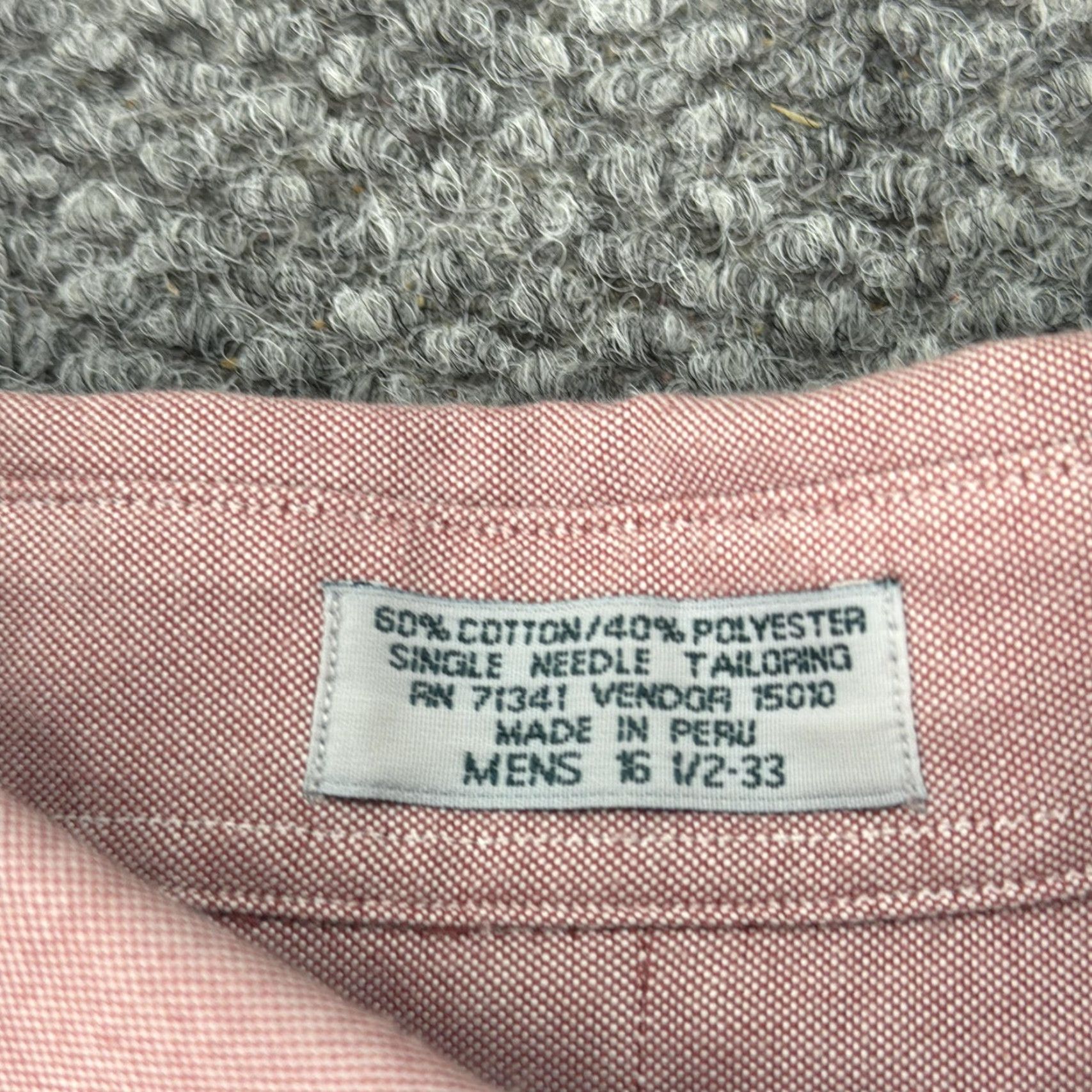 Vintage VINTAGE LL Bean Shirt Mens 16.5 33 Pink Button Front Oxford Long Sleeve Monogram Size US L / EU 52-54 / 3 - 2 Thumbnail
