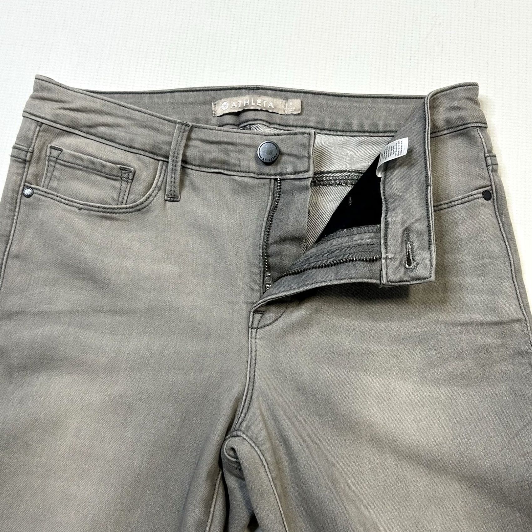 Athleta Athleta Sculptek Gray Crop Skinny Jeans Size 8 Inseam 26” Kenai Wash Denim Stretch Size 30" / US 8 / IT 44 - 3 Thumbnail
