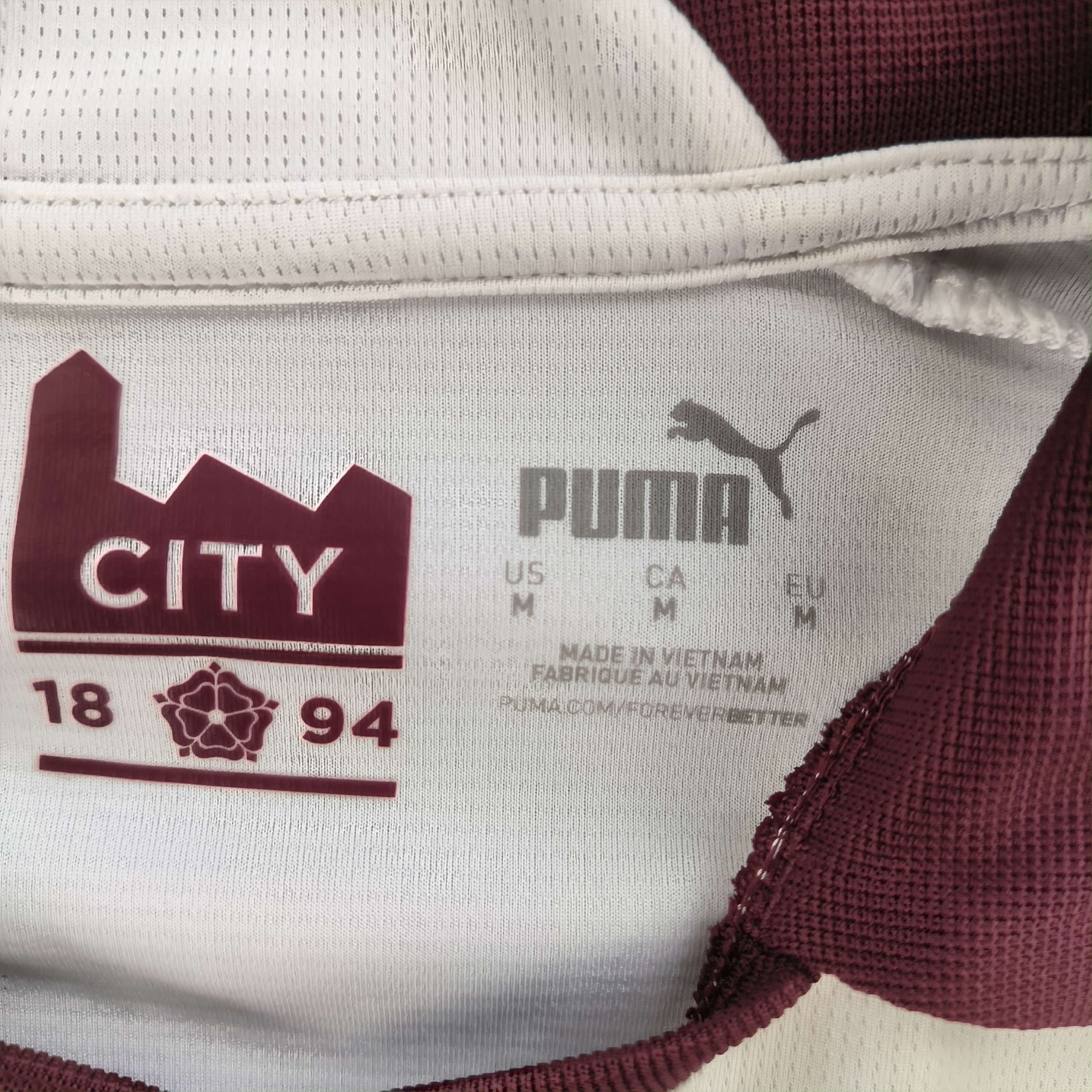 Puma Manchester City 2023-24 Puma away football jersey size M Size US M / EU 48-50 / 2 - 5 Thumbnail