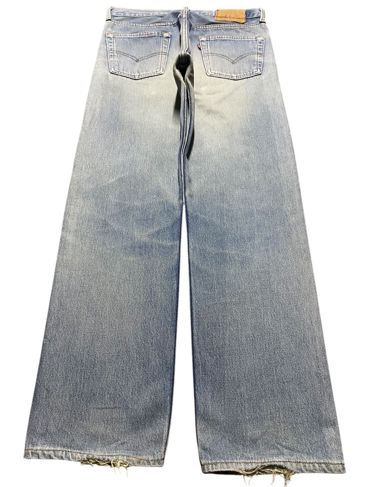 Levi's Vintage Clothing Vintage Levis 501 90’s Faded Light Wash Loose Jeans Size US 31 - 2 Thumbnail