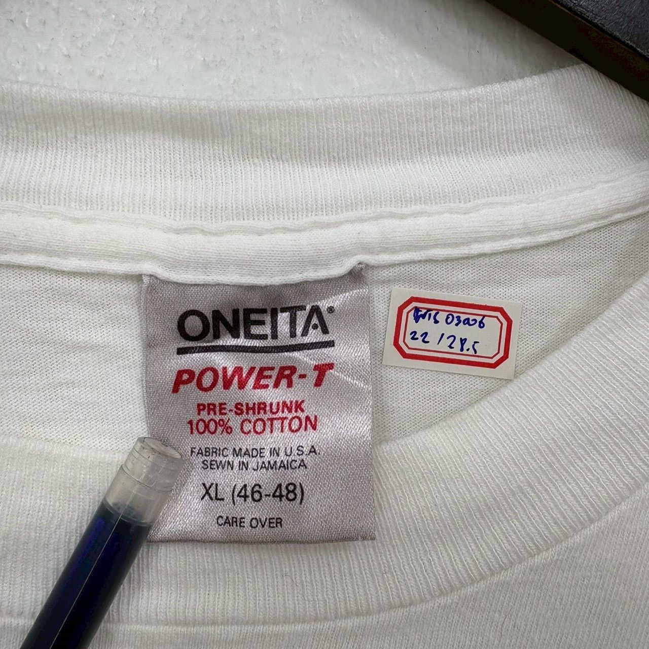 Vintage Vintage 90s Charlotte Hornets shirt size XL wts03 Size US XL / EU 56 / 4 - 8 Thumbnail