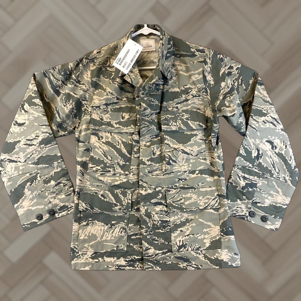 Vintage US Army Jacket Men's Tiger Camo Military Combat Field Shirt 32 Short Green 41-12 Mens Size US XS / EU 42 / 0 - 1 Thumbnail