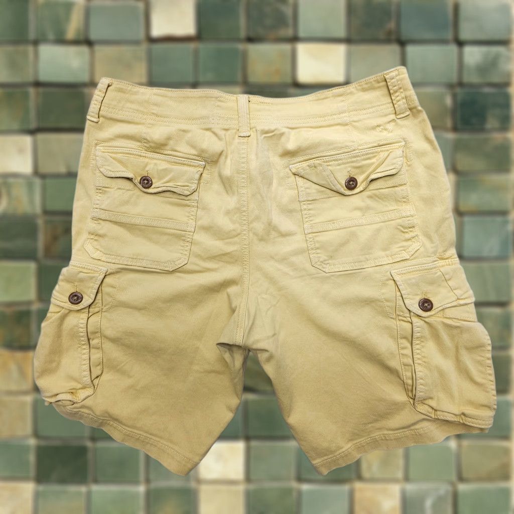 American Eagle Outfitters American Eagle Outfitters Cargo Shorts Mens 31 Yellow Pockets Twill Cargo Short MENS Regular 31 Yellow Size US 31 - 1 Thumbnail