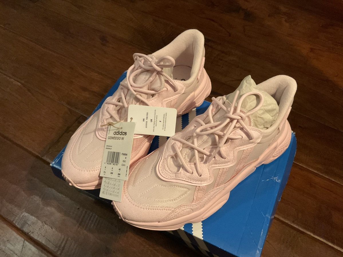 Adidas Women’s Pink Adidas Ozweego Size US 9.5 / IT 39.5 - 9 Thumbnail