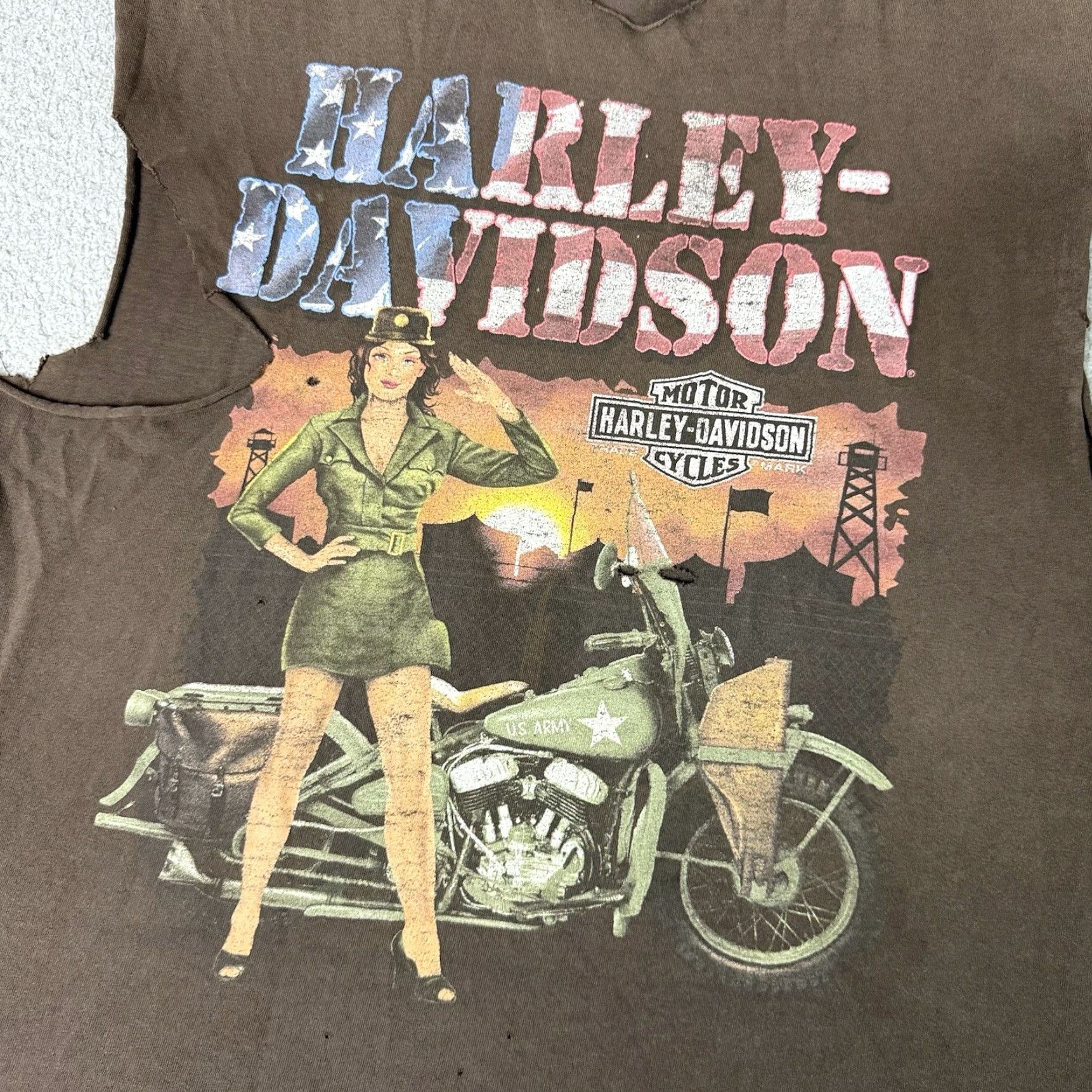 Harley Davidson VINTAGE Harley-Davidson T Shirt Mens L Brown Morgantown Army Rare Distressed Cut Off Graphic Print Crew Neck 2000s USA Y2K Harley Davidson Mens Size US L / EU 52-54 / 3 - 2 Thumbnail