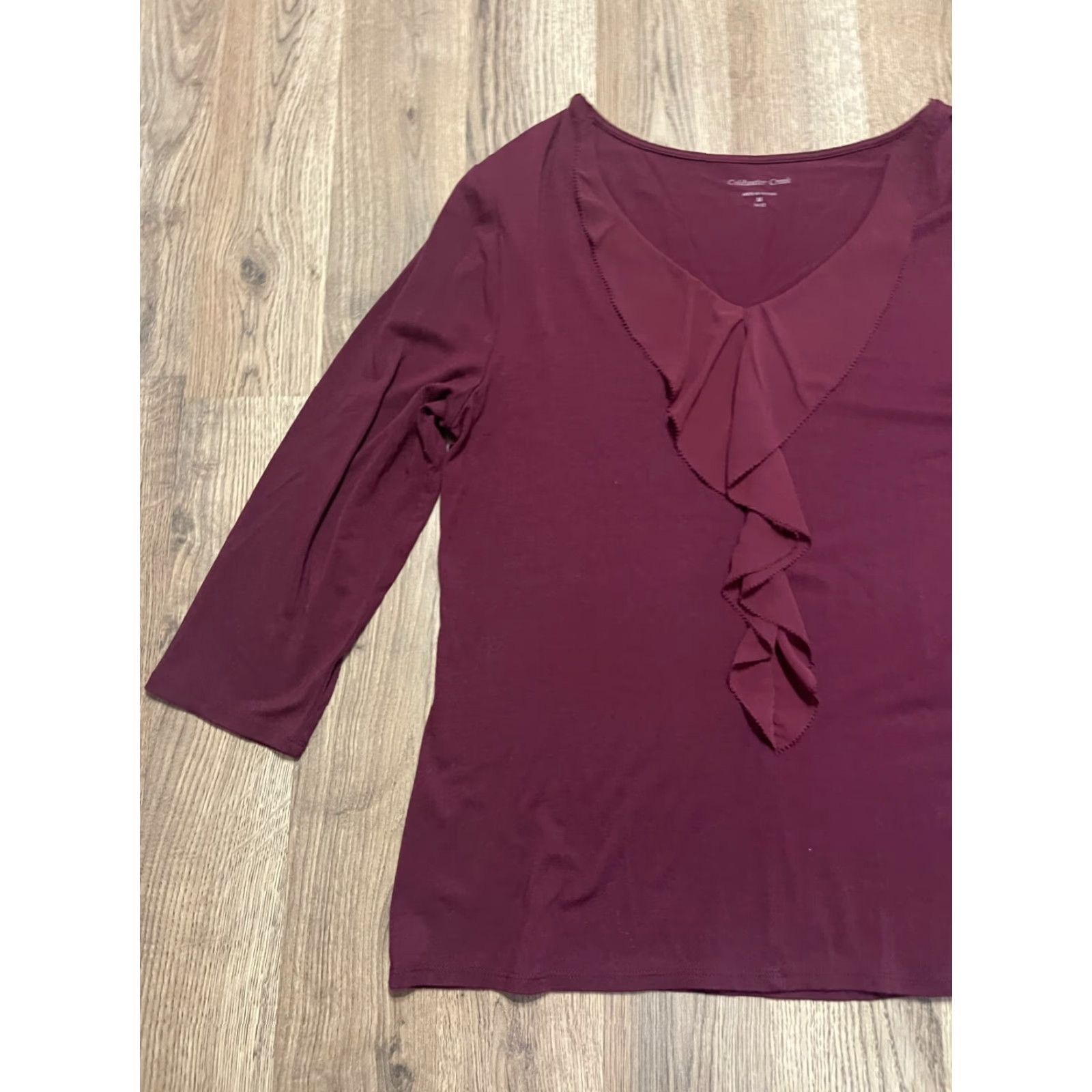 Coldwater Creek Coldwater Creek Women's Shirt Size Medium Maroon V-neck Long Sleeve Ruffles Size M / US 6-8 / IT 42-44 - 3 Thumbnail