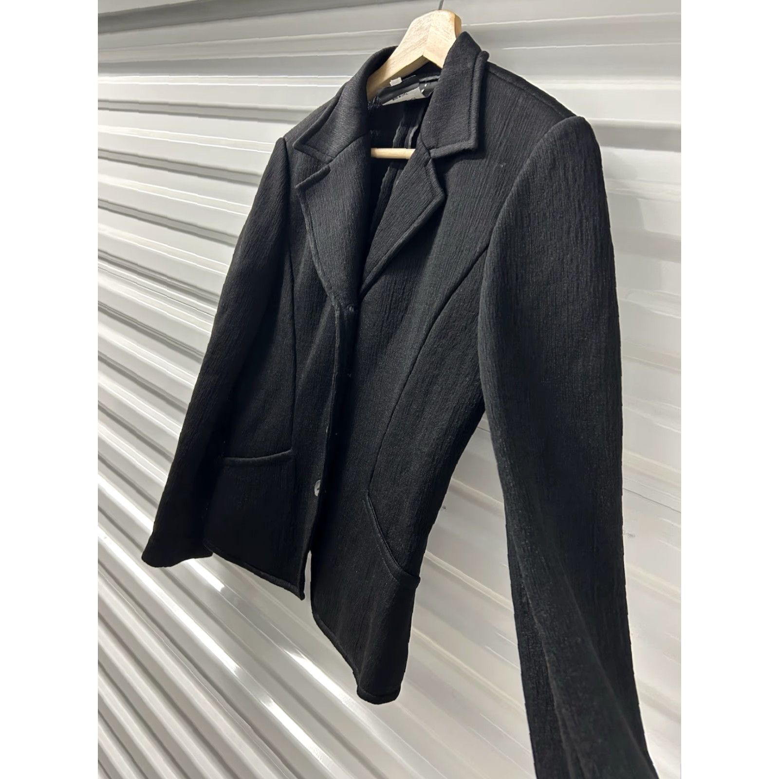 Anna Sui Anna Sui Blazer Jacket Women Black Satin Padded ButtonUp Mid-Length Size 40 Wardrobe Workwear Party/Cocktail Formal Business Womens Blazer Size S / US 4 / IT 40 - 4 Thumbnail