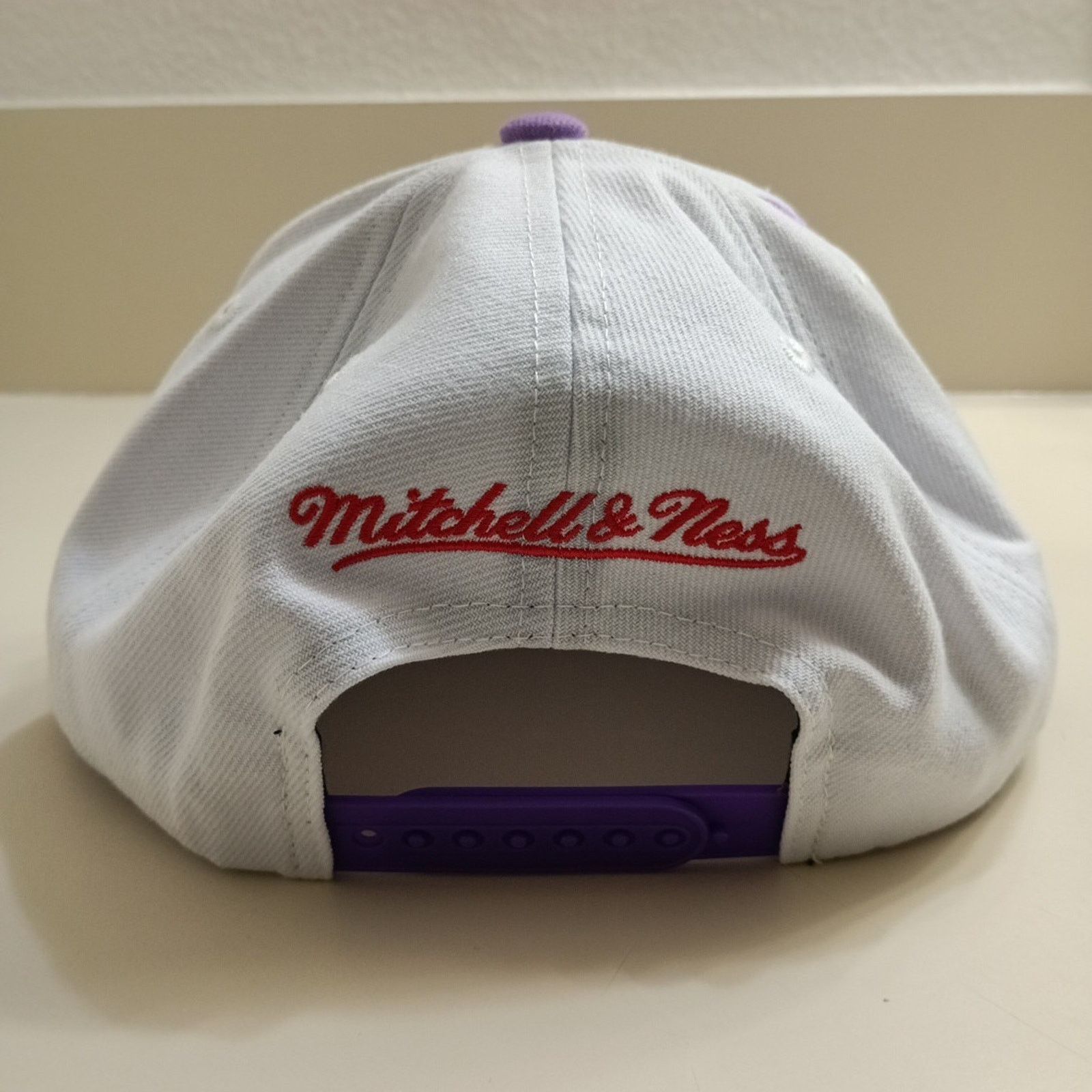 Mitchell & Ness Toronto Raptors New NBA Retro Basketball Snapback Flames Cap Size ONE SIZE - 3 Thumbnail