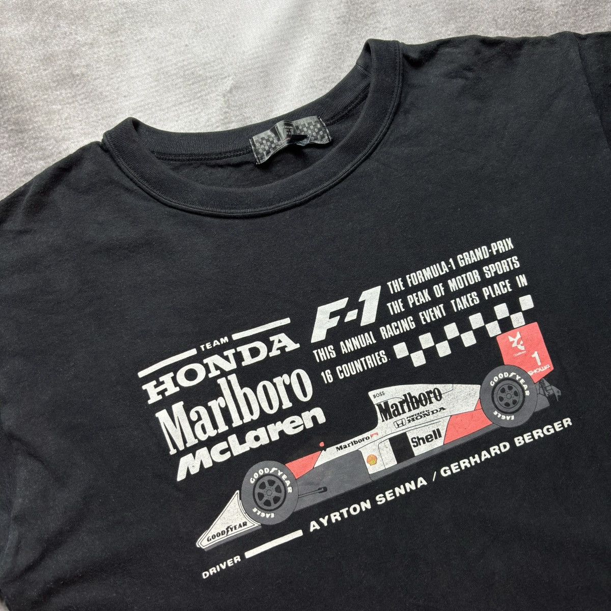 Ferrari VINTAGE 90s HONDA F1 x MARLBORO Size US M / EU 48-50 / 2 - 2 Thumbnail