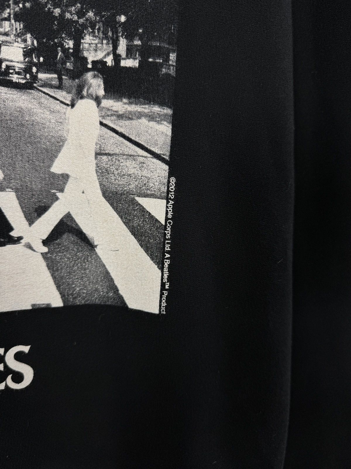 Vintage The Beatles 2012 Crew Sweatshirt Band Rock Vintage Size L Size L / US 10 / IT 46 - 7 Thumbnail