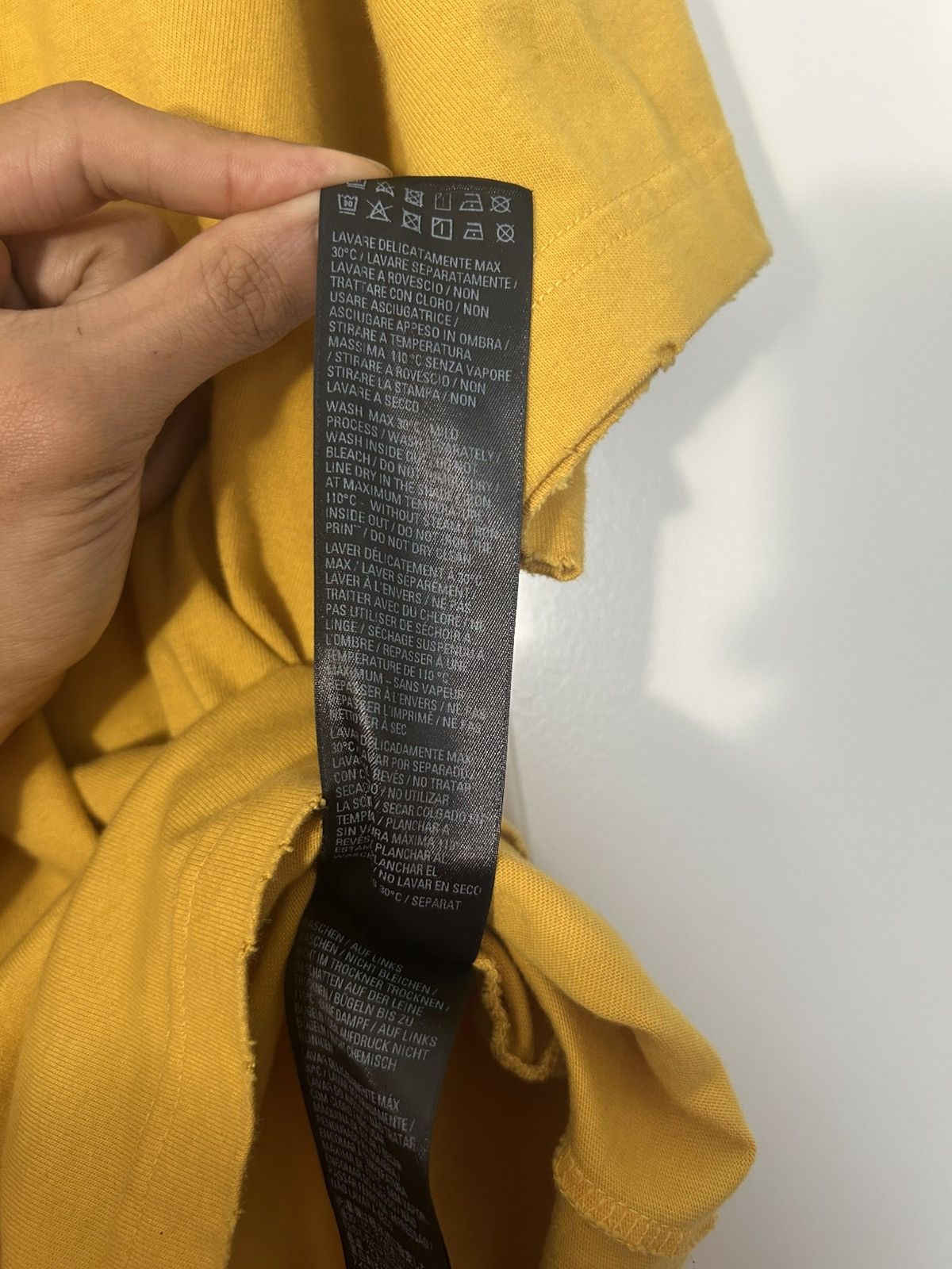 Balenciaga Balenciaga hand drawn political campaign shirt yellow Size US S / EU 44-46 / 1 - 7 Thumbnail