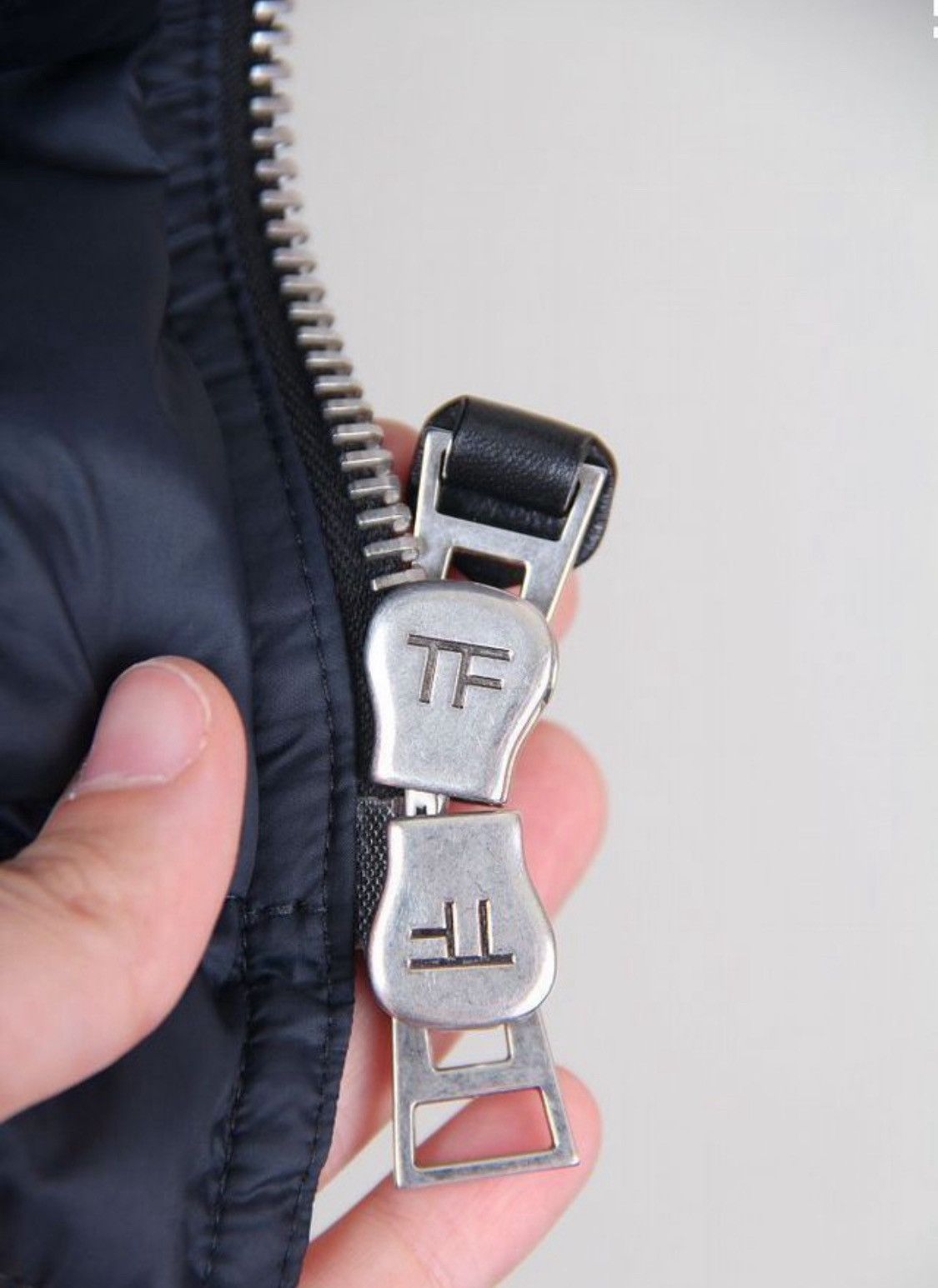 Tom Ford Tom Ford Puffer Down Vest Jacket Size US S / EU 44-46 / 1 - 6 Thumbnail