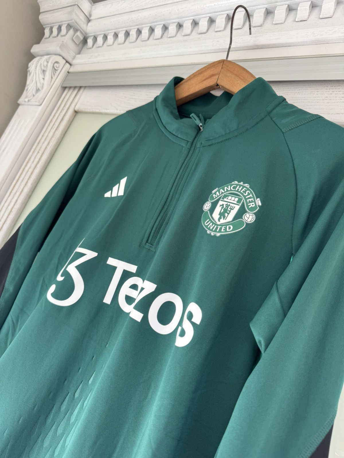 Adidas Manchester United 2023-2024 Soccer Training Top Football Kit Size US M / EU 48-50 / 2 - 6 Thumbnail