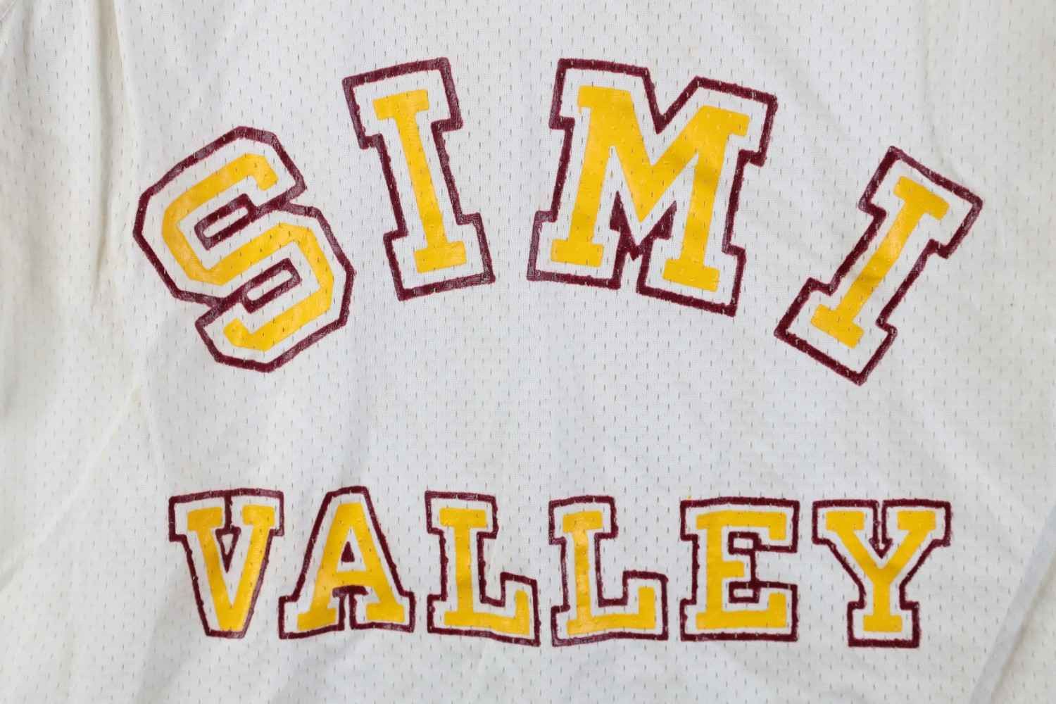 Champion Vintage 70s 80s Champion Valley Basketball Jersey White USA Size L / US 10 / IT 46 - 4 Thumbnail