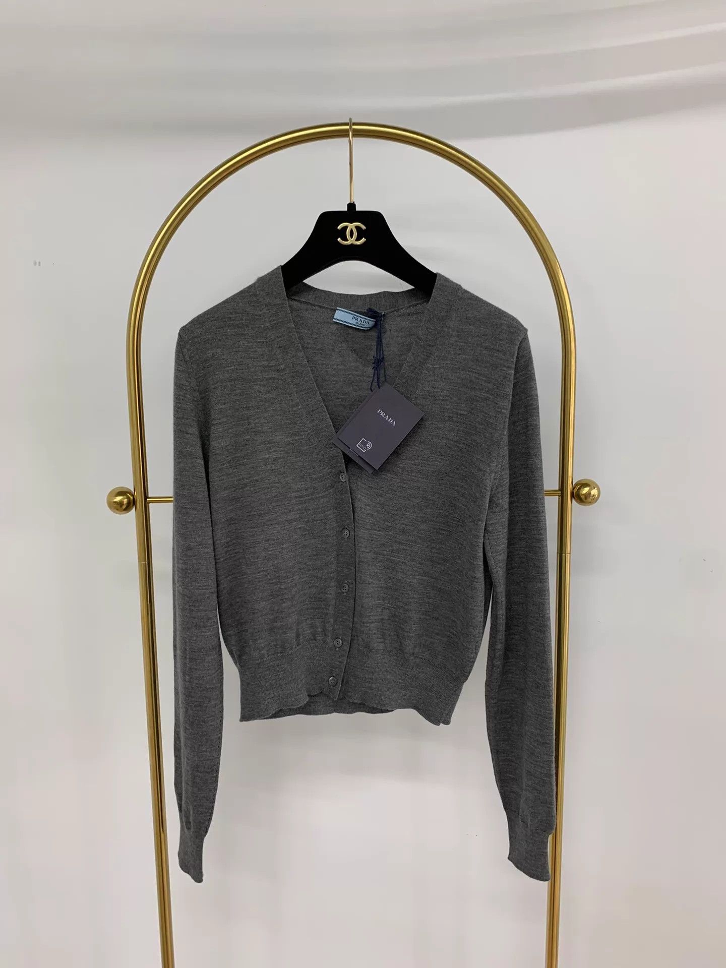 Prada Prada Gray Wool Knit Cardigan 38 NWT Size XS / US 0-2 / IT 36-38 - 1 Thumbnail