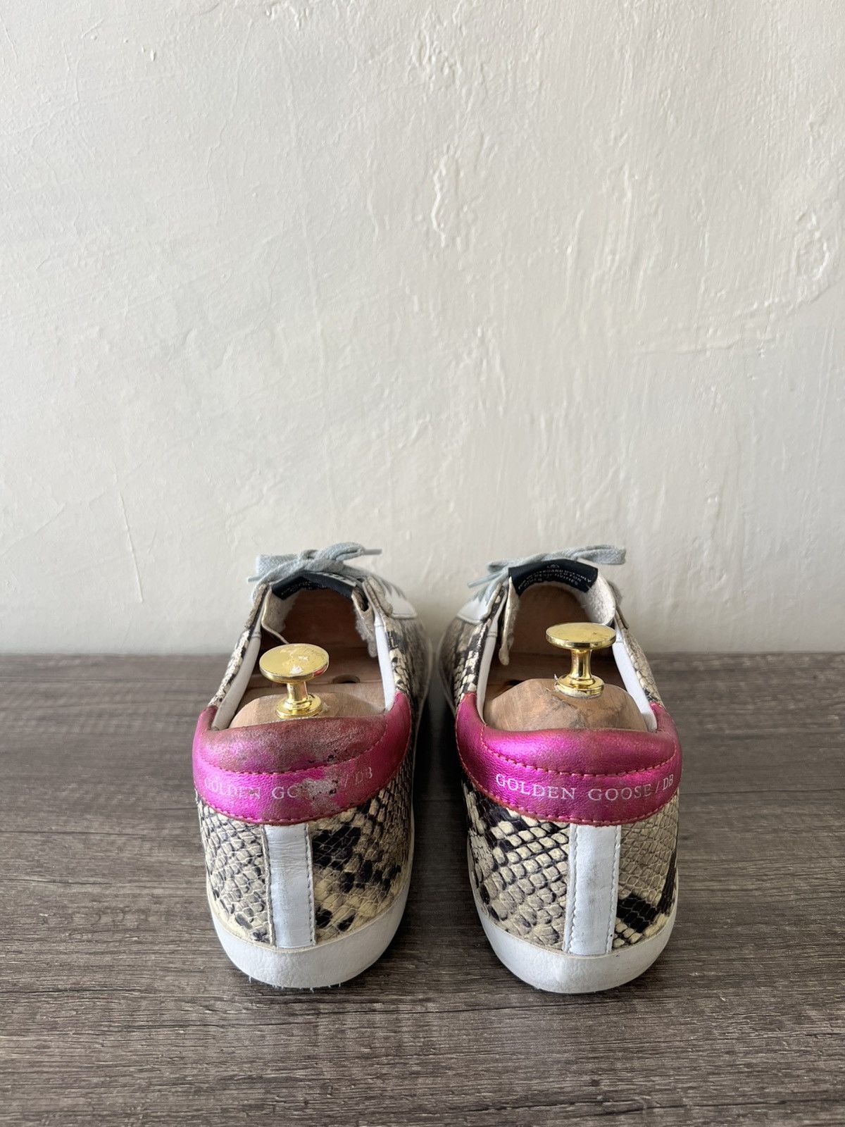Golden Goose GOLDEN GOOSE SUPERSTAR LOW – PYTHON PRINT / PINK HEEL Size US 8 / EU 41 - 7 Thumbnail