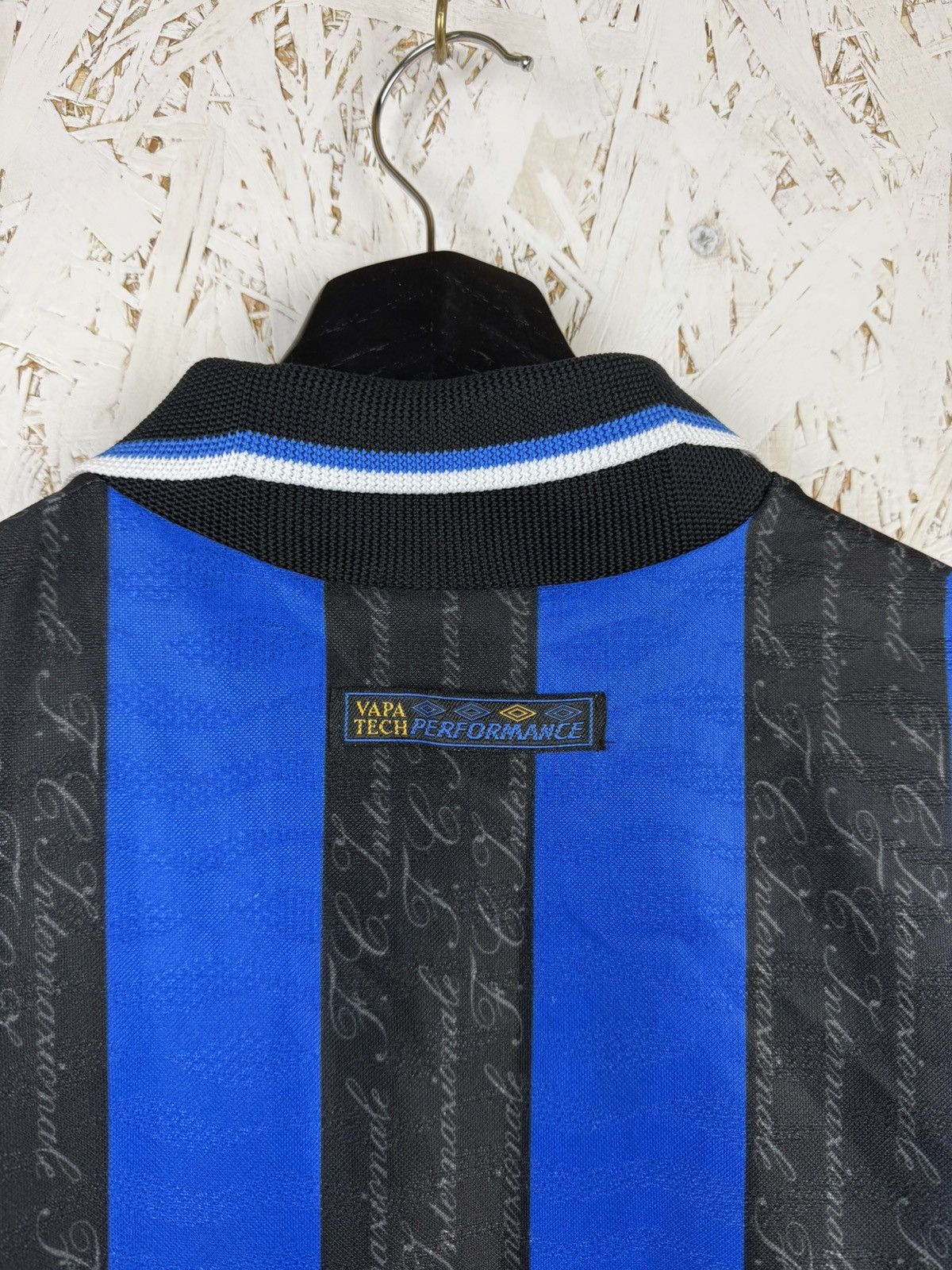 Umbro 90s Umbro Inter Milan 1997/98 Home Kit Soccer Jersey ~S Size US S / EU 44-46 / 1 - 7 Thumbnail