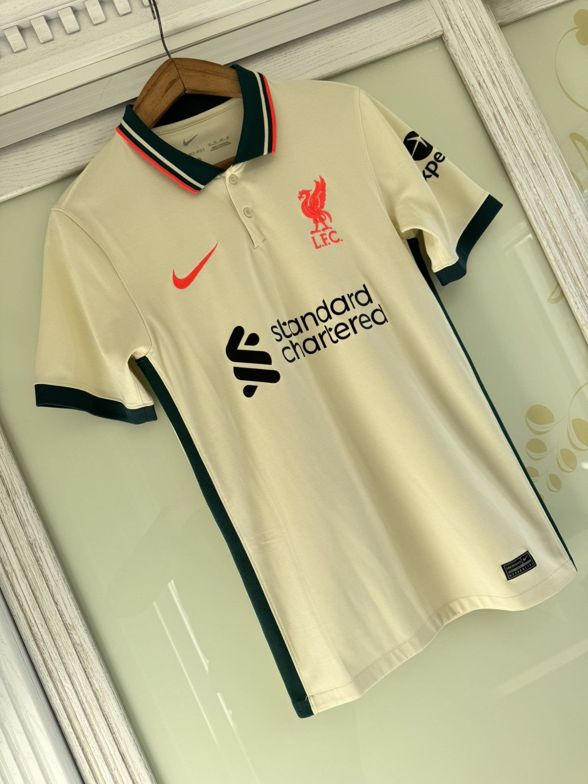 Nike Liverpool 2021-2022 Away Soccer Jersey Football Kit Shirt Size US XS / EU 42 / 0 - 4 Thumbnail