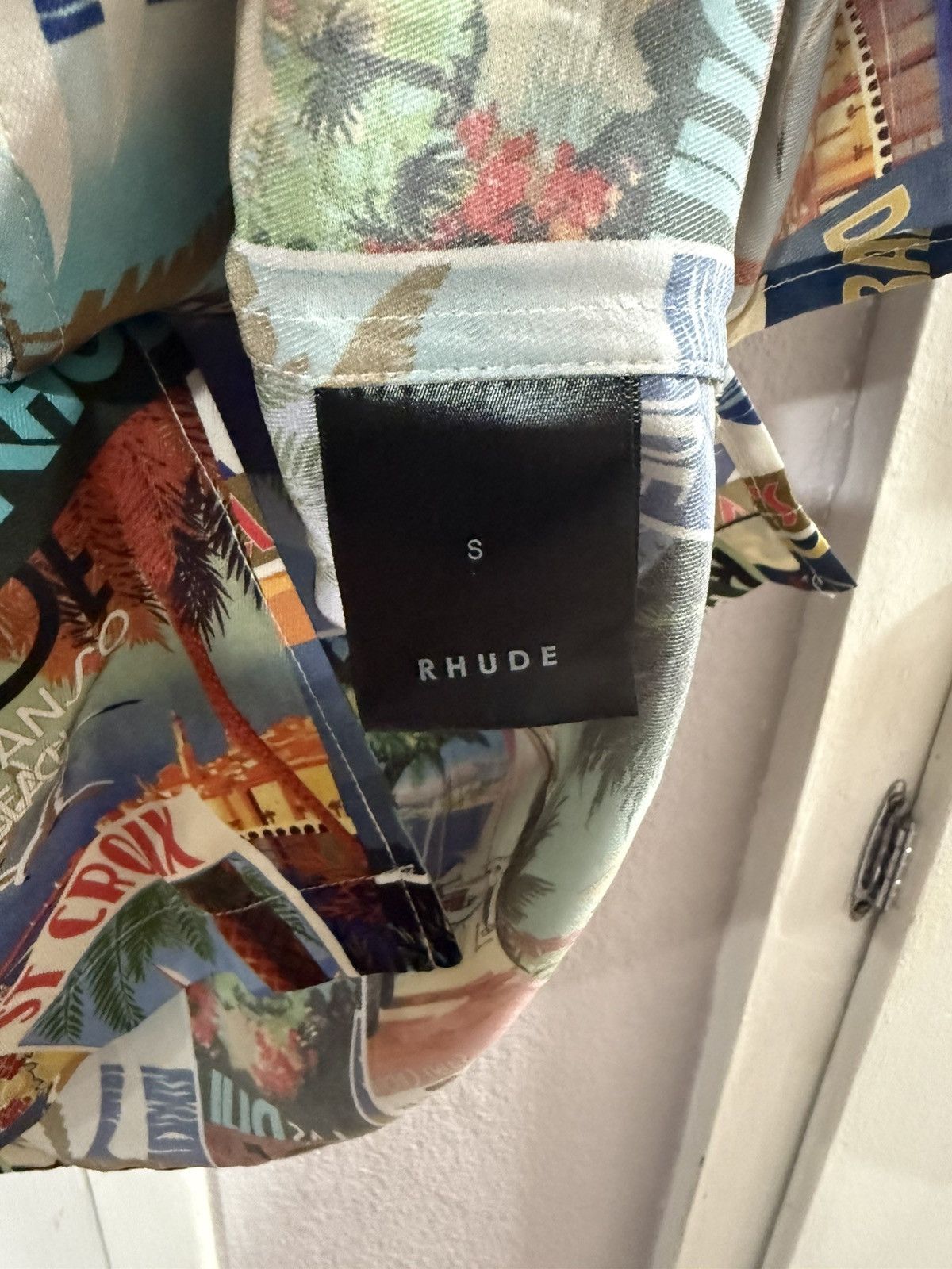 Rhude Rhude Mens Multi Color Postcard Silk Shirt Size US S / EU 44-46 / 1 - 5 Thumbnail