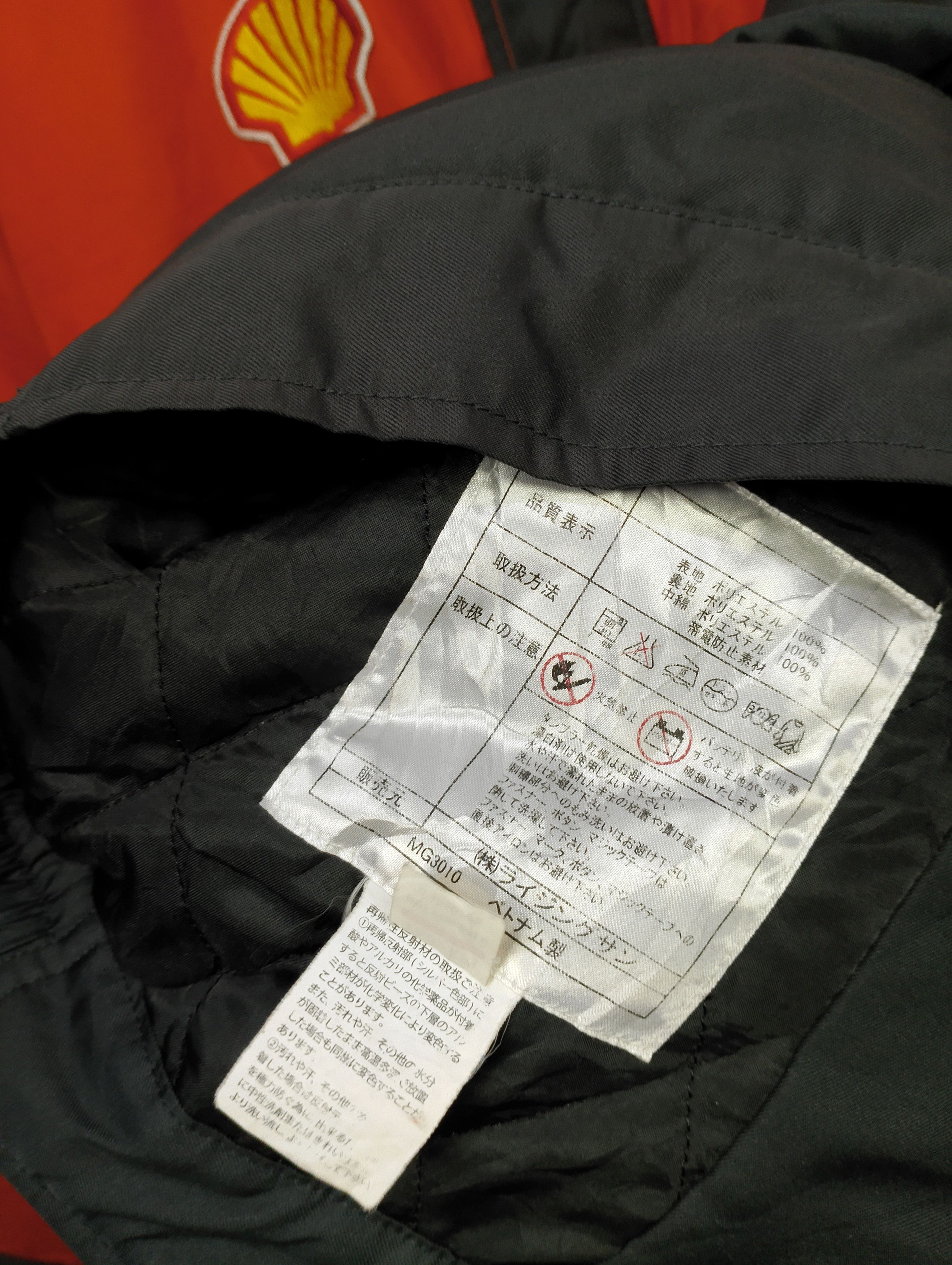 Ferrari Shell Helix Scuderia Ferrari Racing Jacket Size US L / EU 52-54 / 3 - 5 Thumbnail