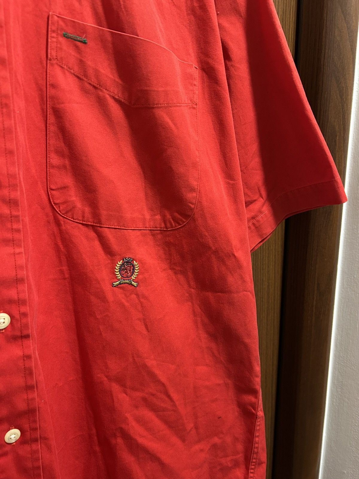 Tommy Hilfiger Vintage 90’s Tommy Hilfiger Logo Short Sleeve Shirt Y2K Size US M / EU 48-50 / 2 - 2 Thumbnail