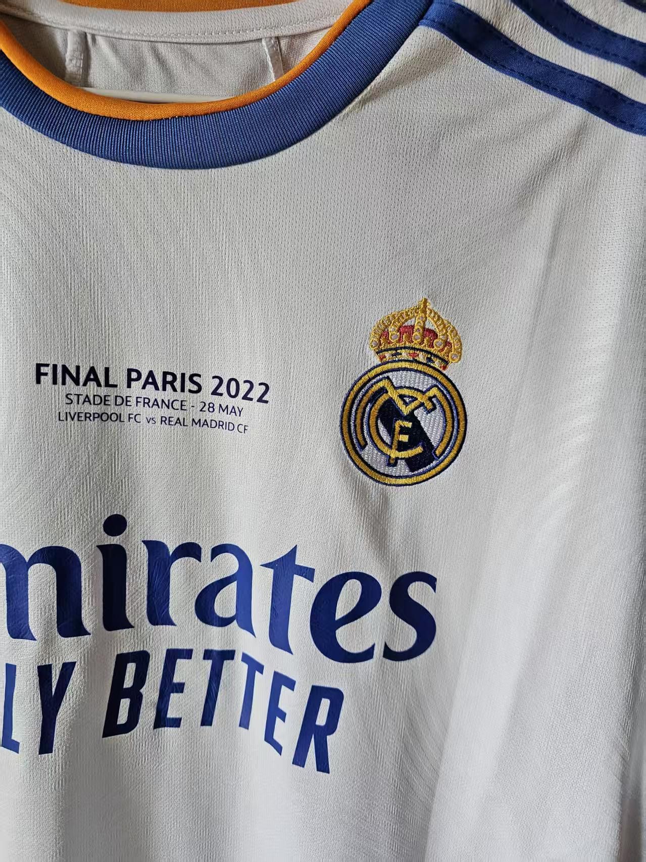 Other 2022 Real Madrid 10 Luka Modric Jersey Size US L / EU 52-54 / 3 - 5 Thumbnail