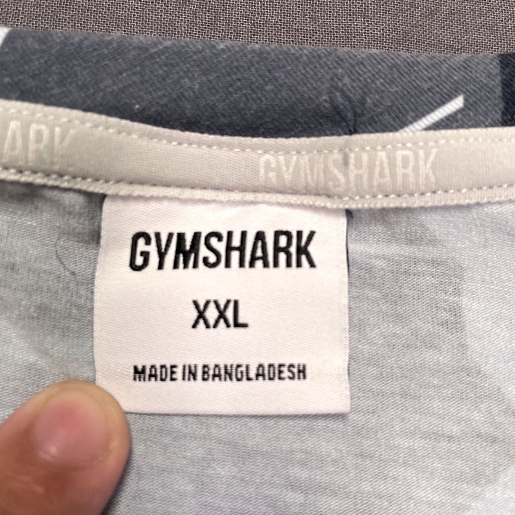 Gymshark Gymshark Shirt Womens 2XL Blue Camo Logo Graphic Tee Athletic Raglan Curve Hem Size XXL / US 16-18 / IT 52-54 - 2 Thumbnail