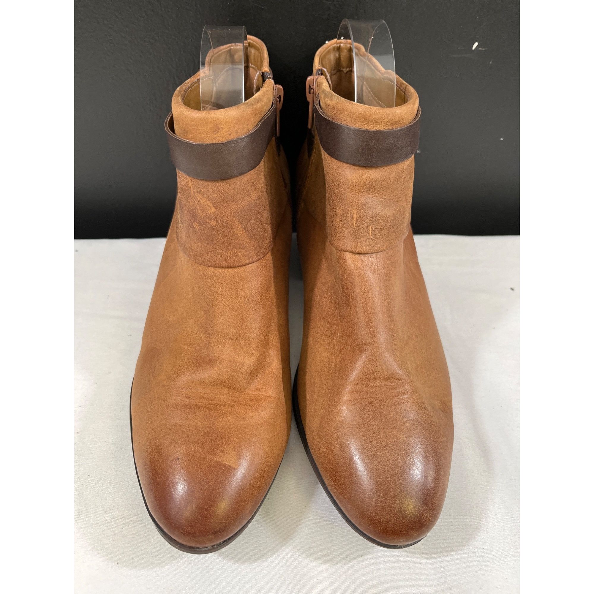 Clarks Clarks Womens Tan Ankle Heel Boots Size 8.5M SKU 6601 Size US 8.5 / IT 38.5 - 2 Thumbnail